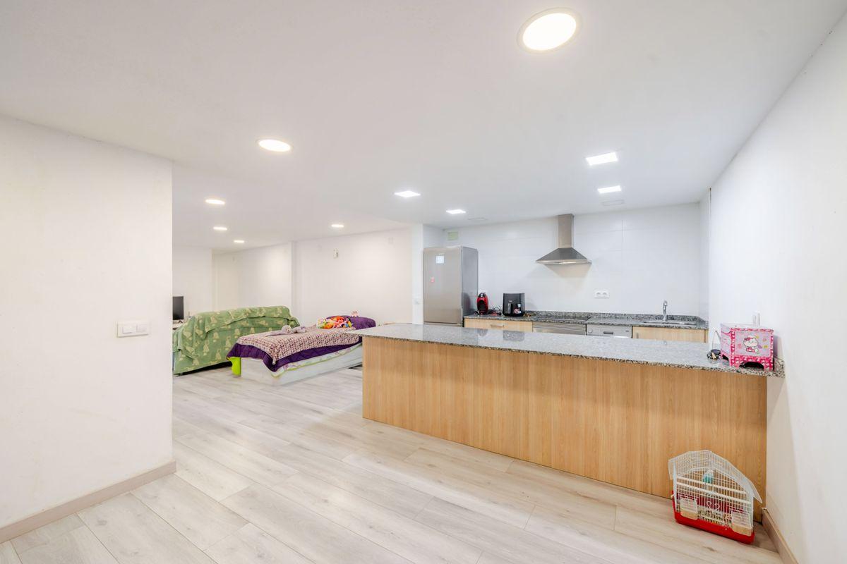 Piso en Venta en Carrer de Salelles - 19