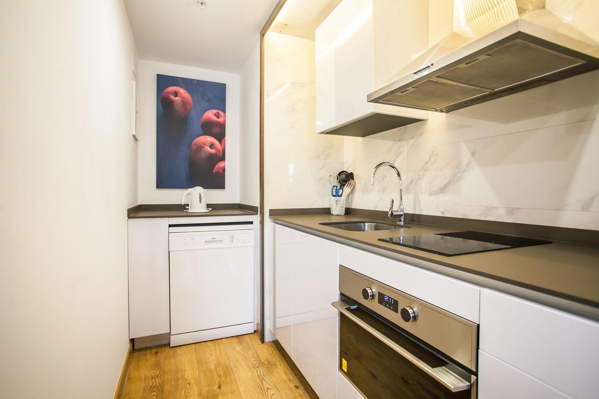 Estudio en Venta en Calle de Orense - 27