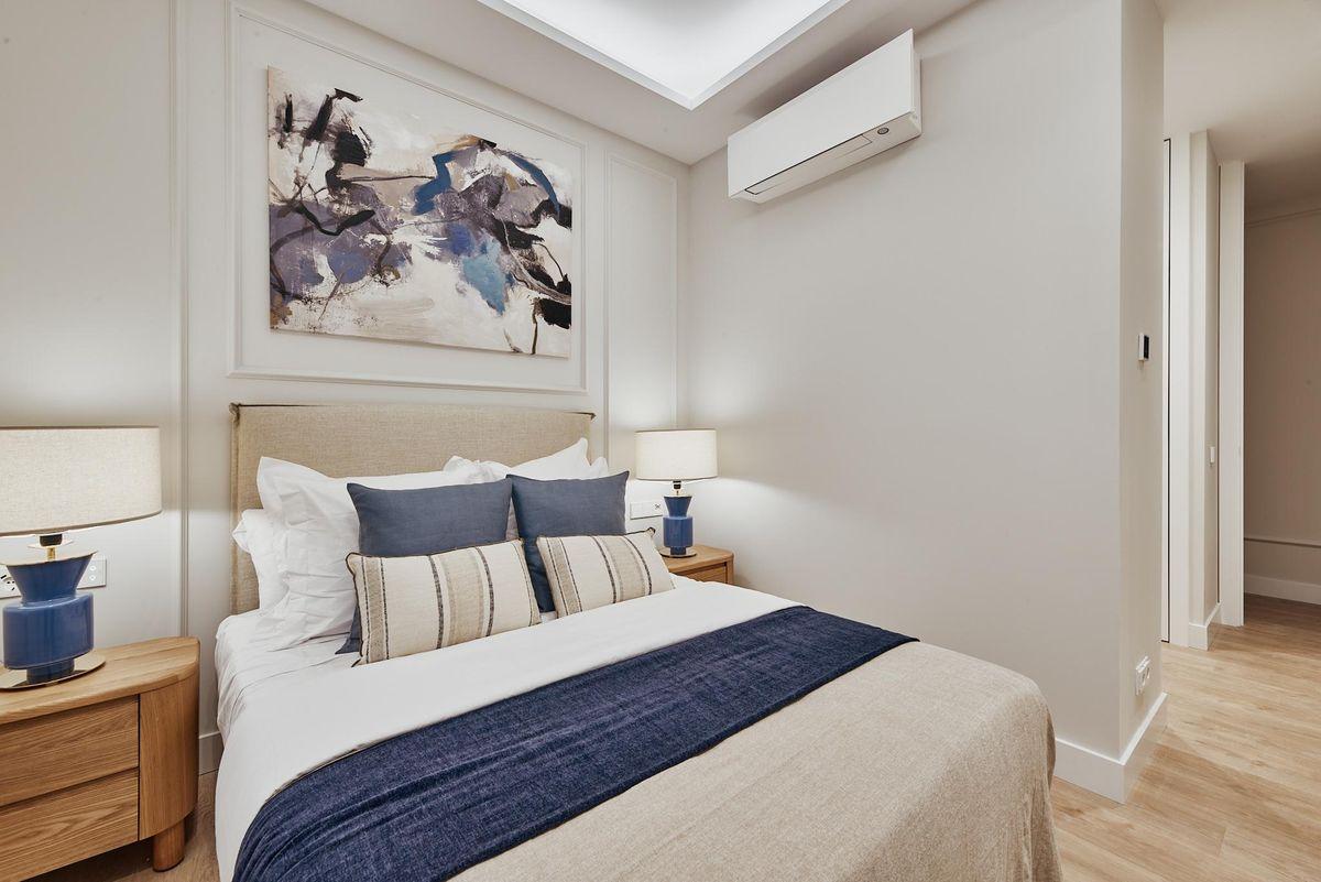 Piso en Venta en Calle Alcalá - 32
