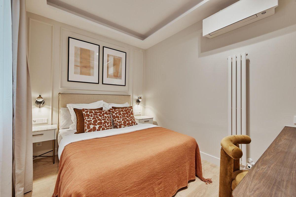 Piso en Venta en Calle Alcalá - 25