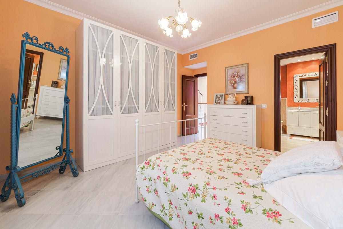 Chalet en Venta en Calle Enrique Flórez - 18
