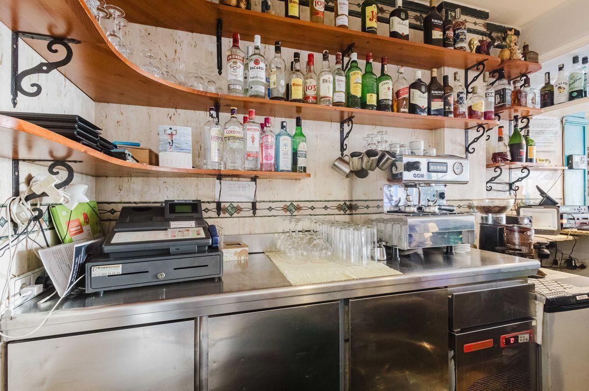 Local Comercial en Venta en Calle Salvador Allende - 18