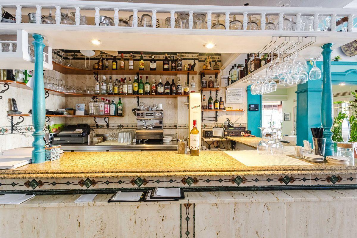 Local Comercial en Venta en Calle Salvador Allende - 16