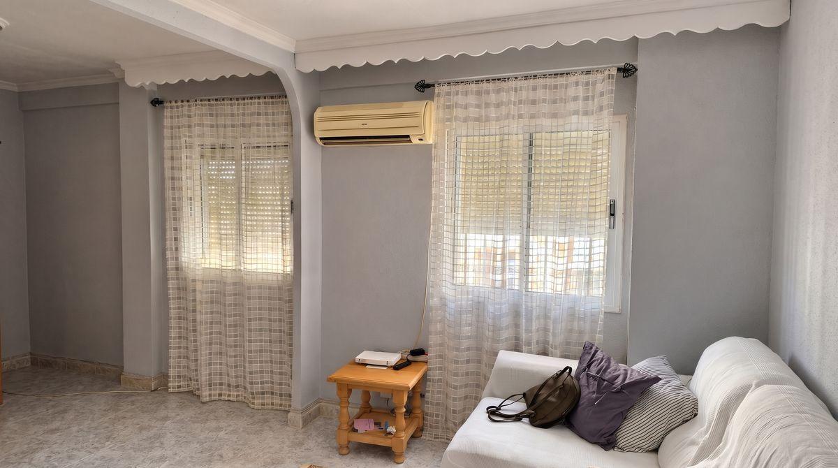 Piso en Venta en Calle Obispo Bartolomé Espejo - 12