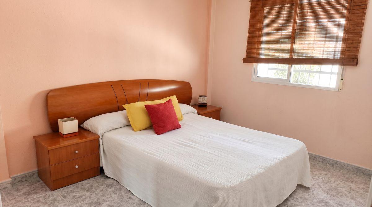 Piso en Venta en Calle Obispo Bartolomé Espejo - 14