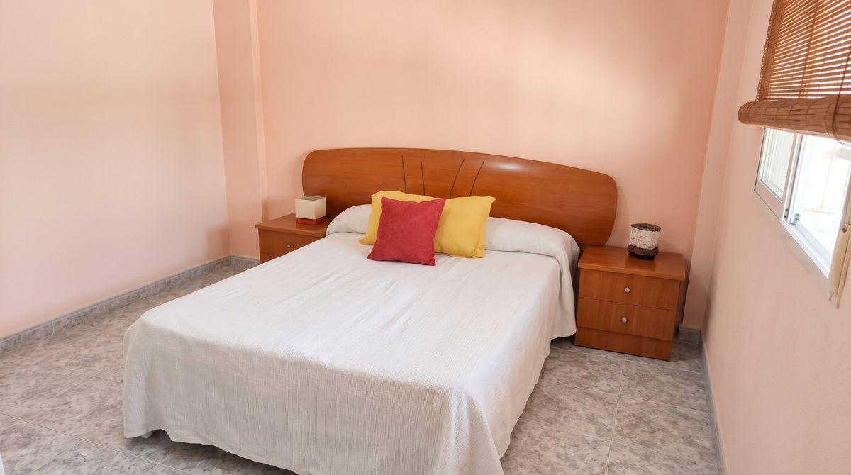 Piso en Venta en Calle Obispo Bartolomé Espejo - 15