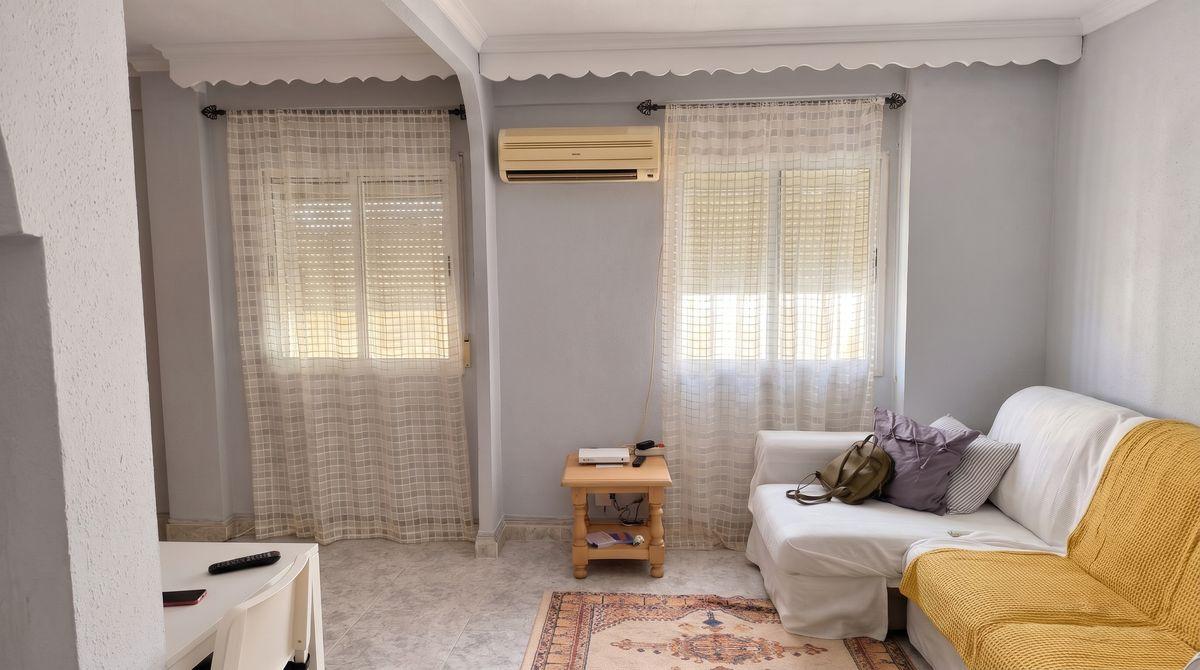 Piso en Venta en Calle Obispo Bartolomé Espejo - 13