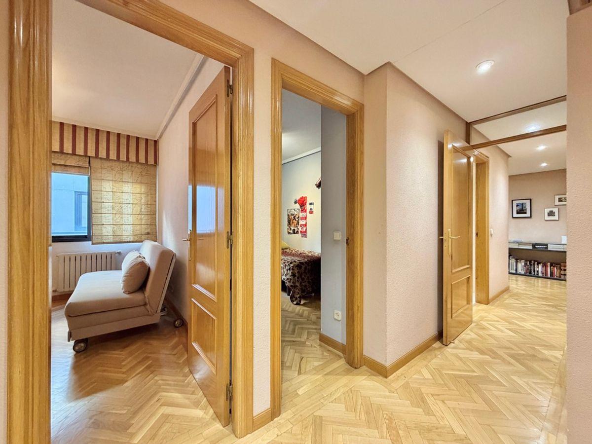 Piso en Venta en Calle Tramontana - 36