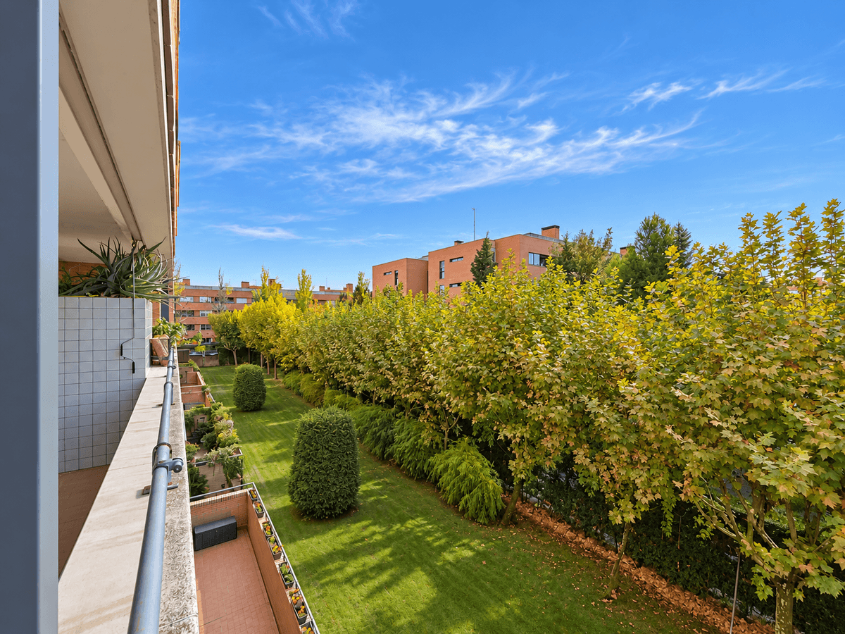 Piso en Venta en Calle Tramontana - 2