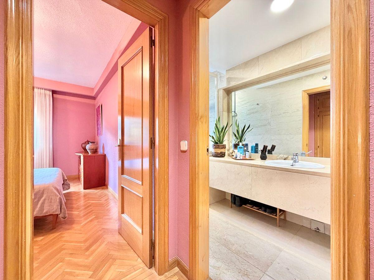 Piso en Venta en Calle Tramontana - 28