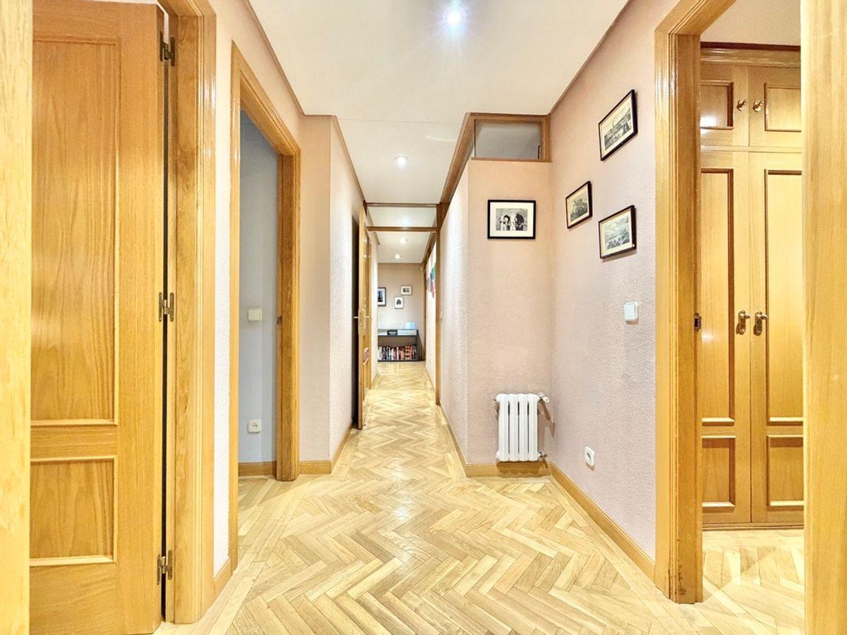Piso en Venta en Calle Tramontana - 15