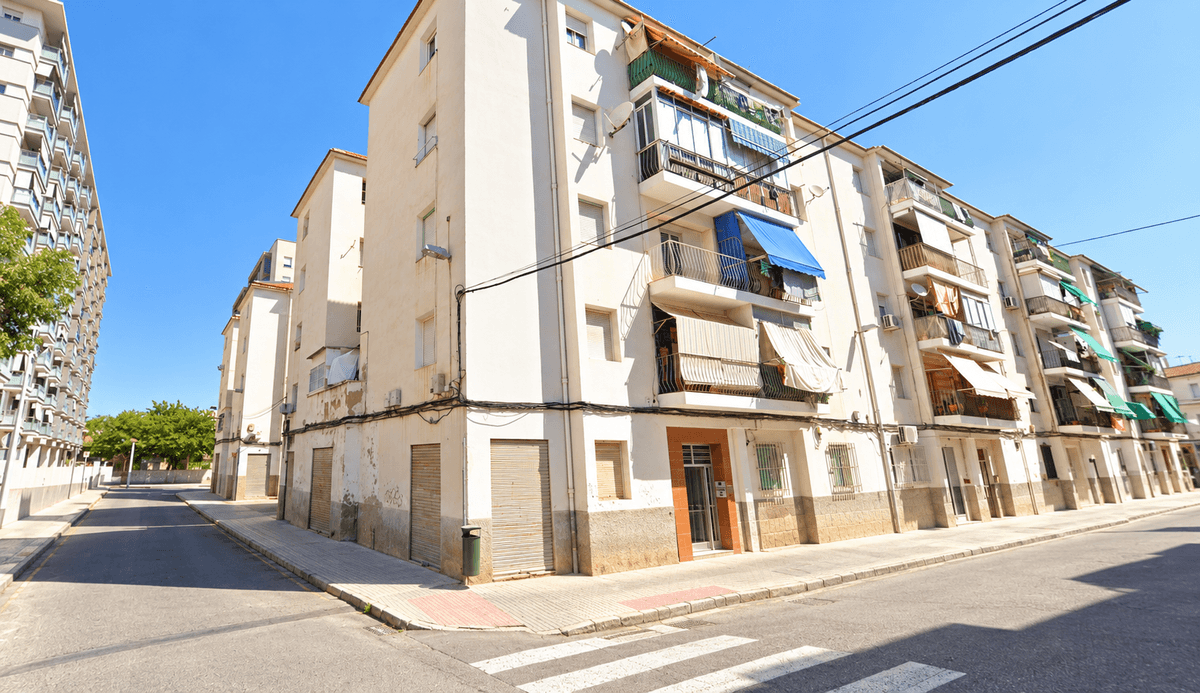 Piso en Venta en Calle Albinella - 13
