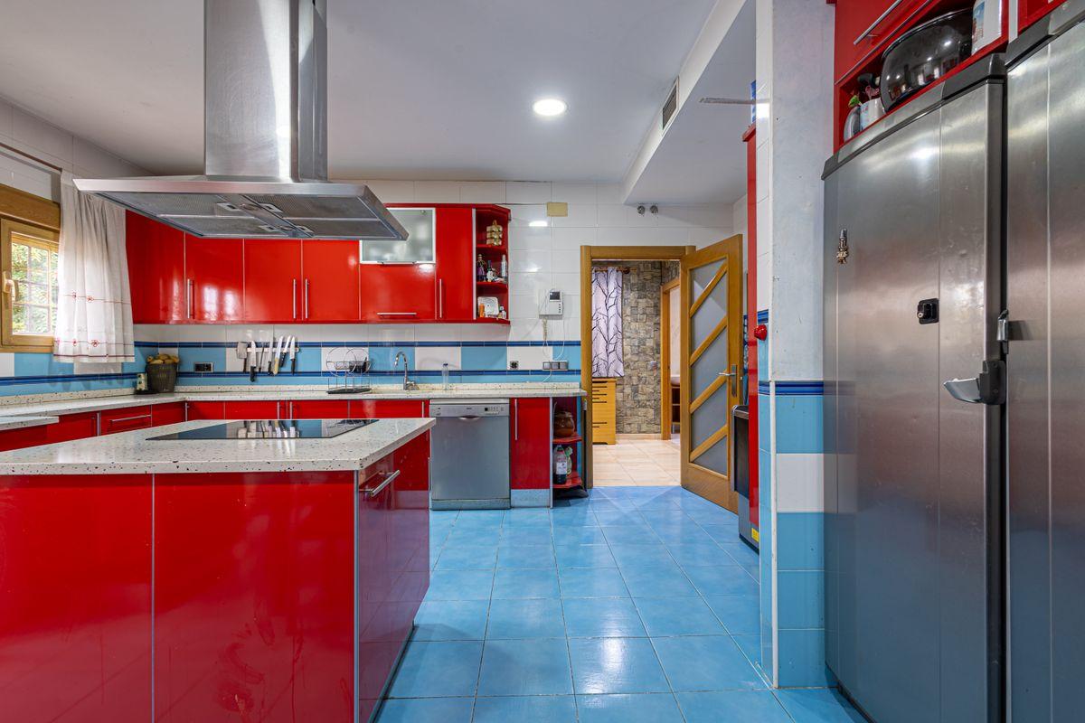 Chalet en Venta en Calle Barriada del Santo - 10