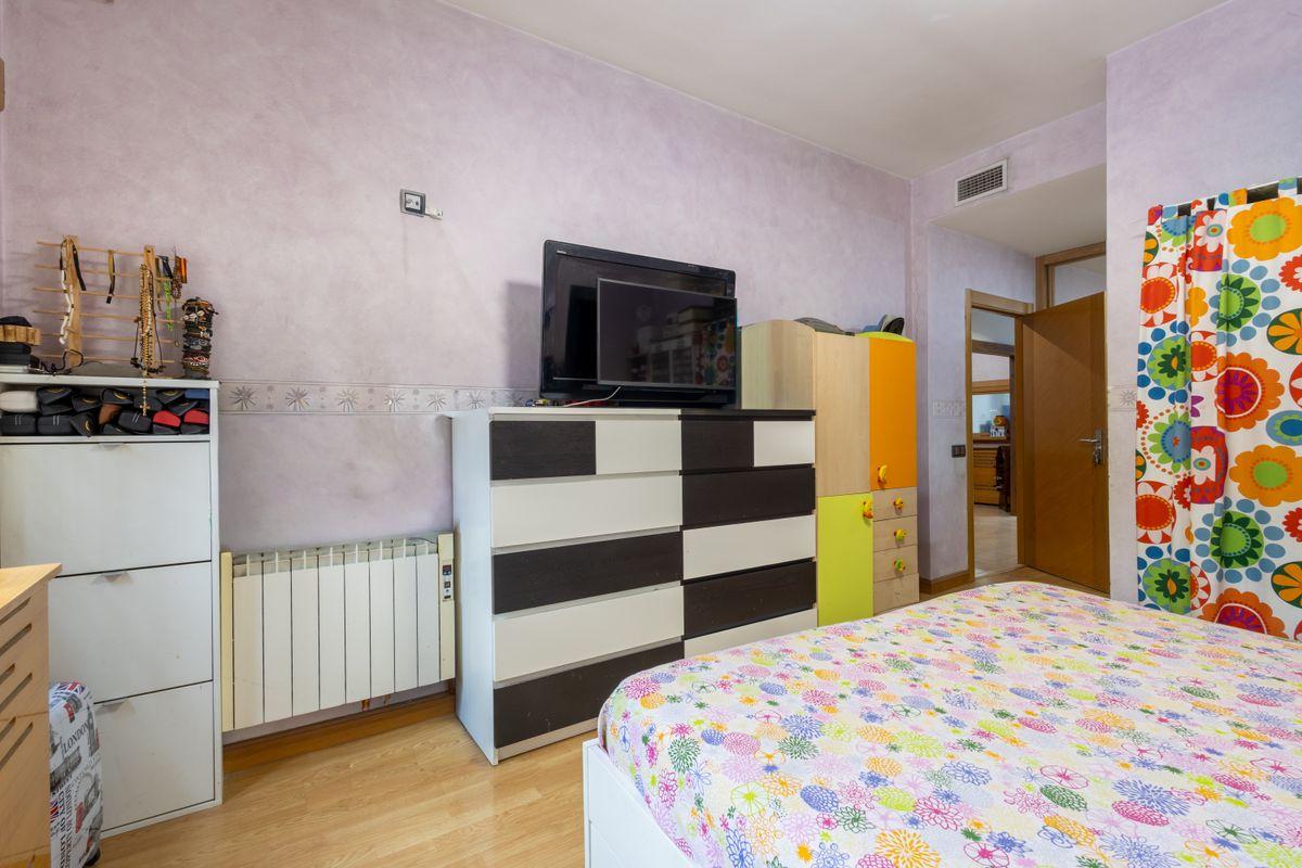 Chalet en Venta en Calle Barriada del Santo - 15