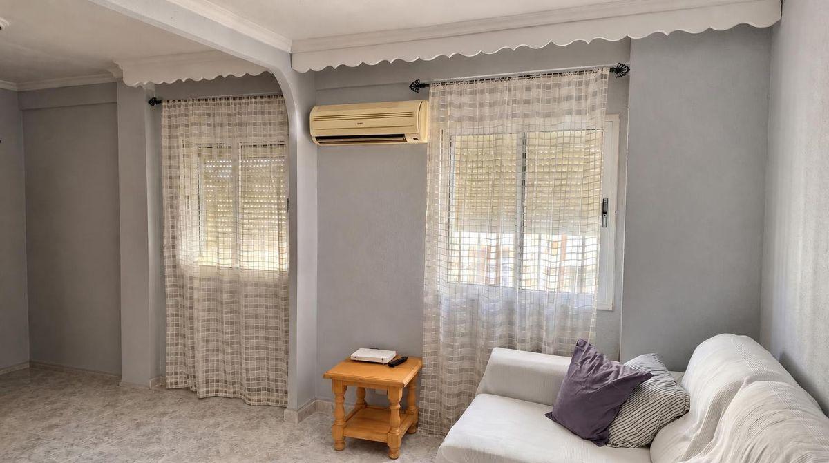 Piso en Venta en Calle Obispo Bartolomé Espejo - 1