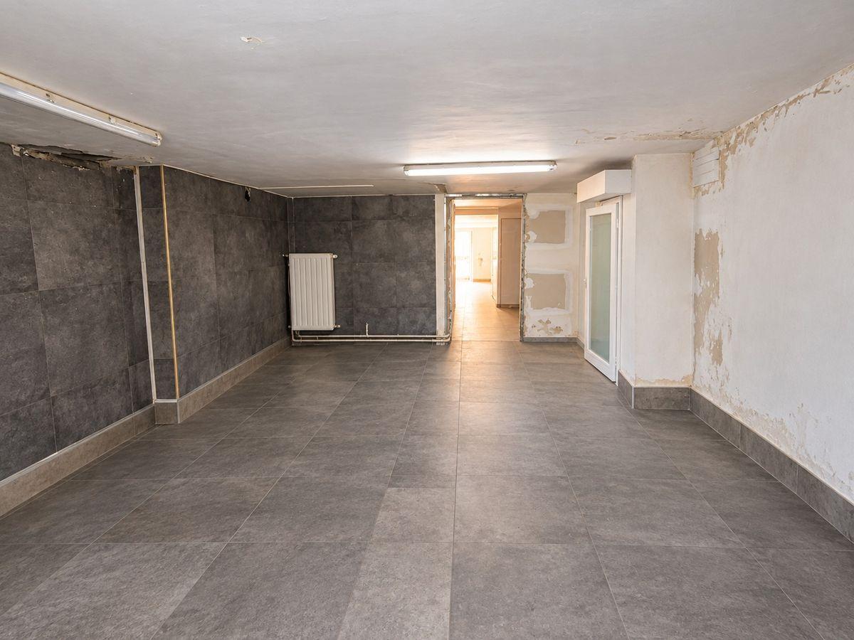 Local Comercial en Venta en Carrer Sol Naixent - 21