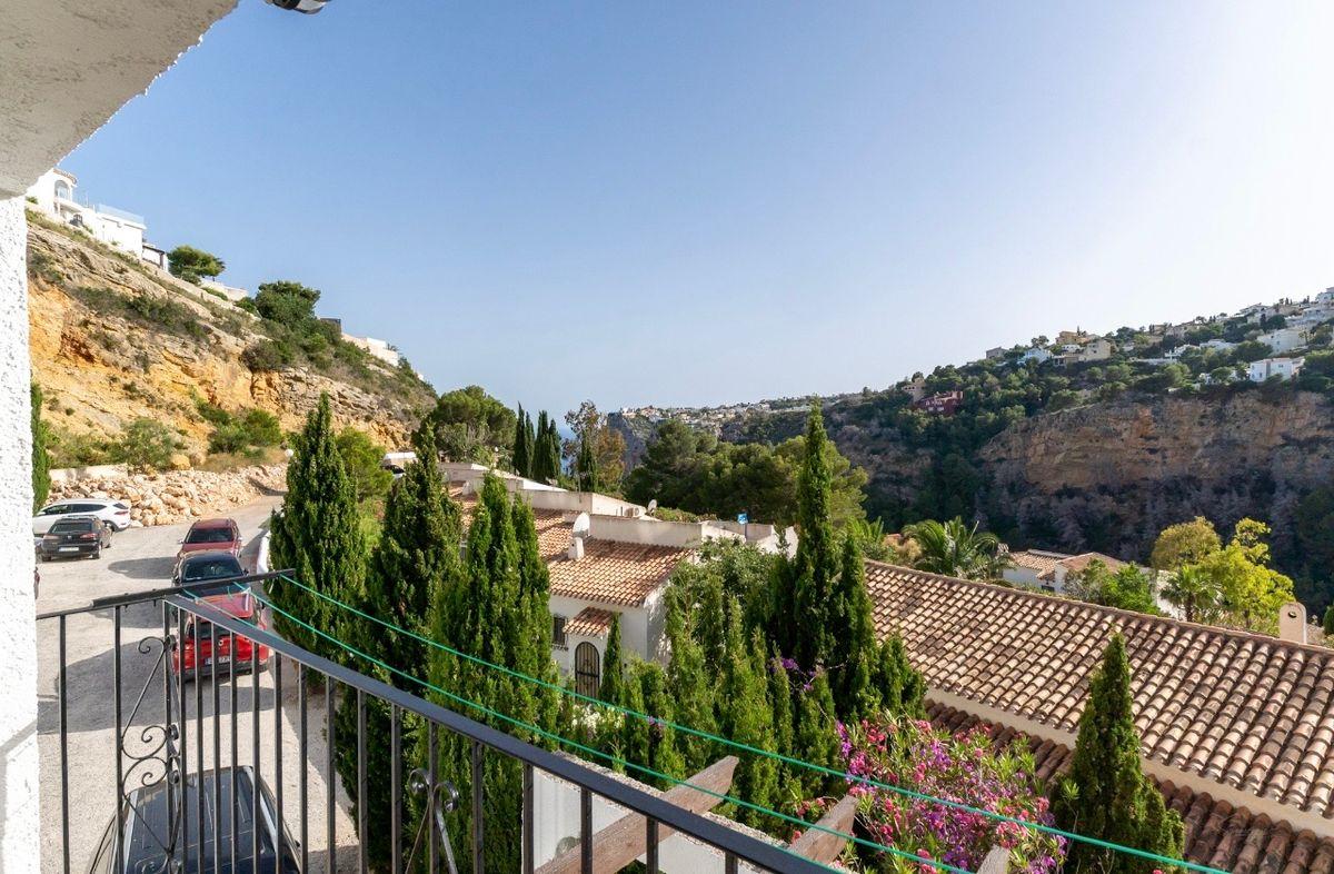 Piso en Venta en Calle Pueblo Atenea - 6