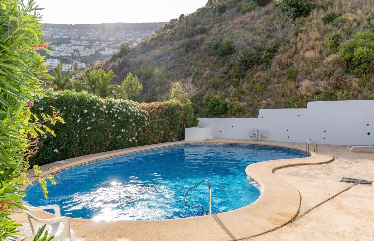 Piso en Venta en Calle Pueblo Atenea - 10
