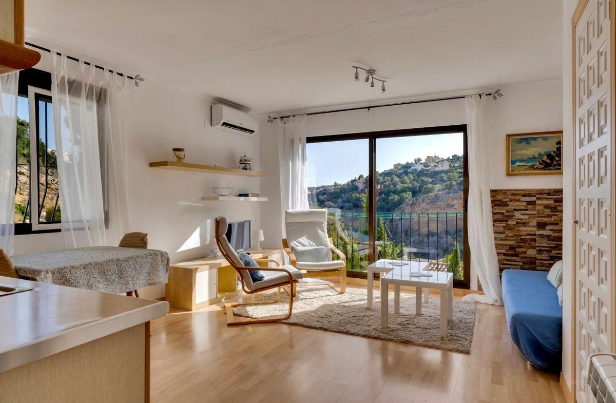 Piso en Venta en Calle Pueblo Atenea - 14
