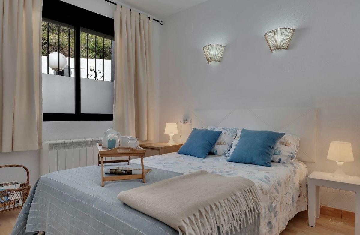 Piso en Venta en Calle Pueblo Atenea - 23