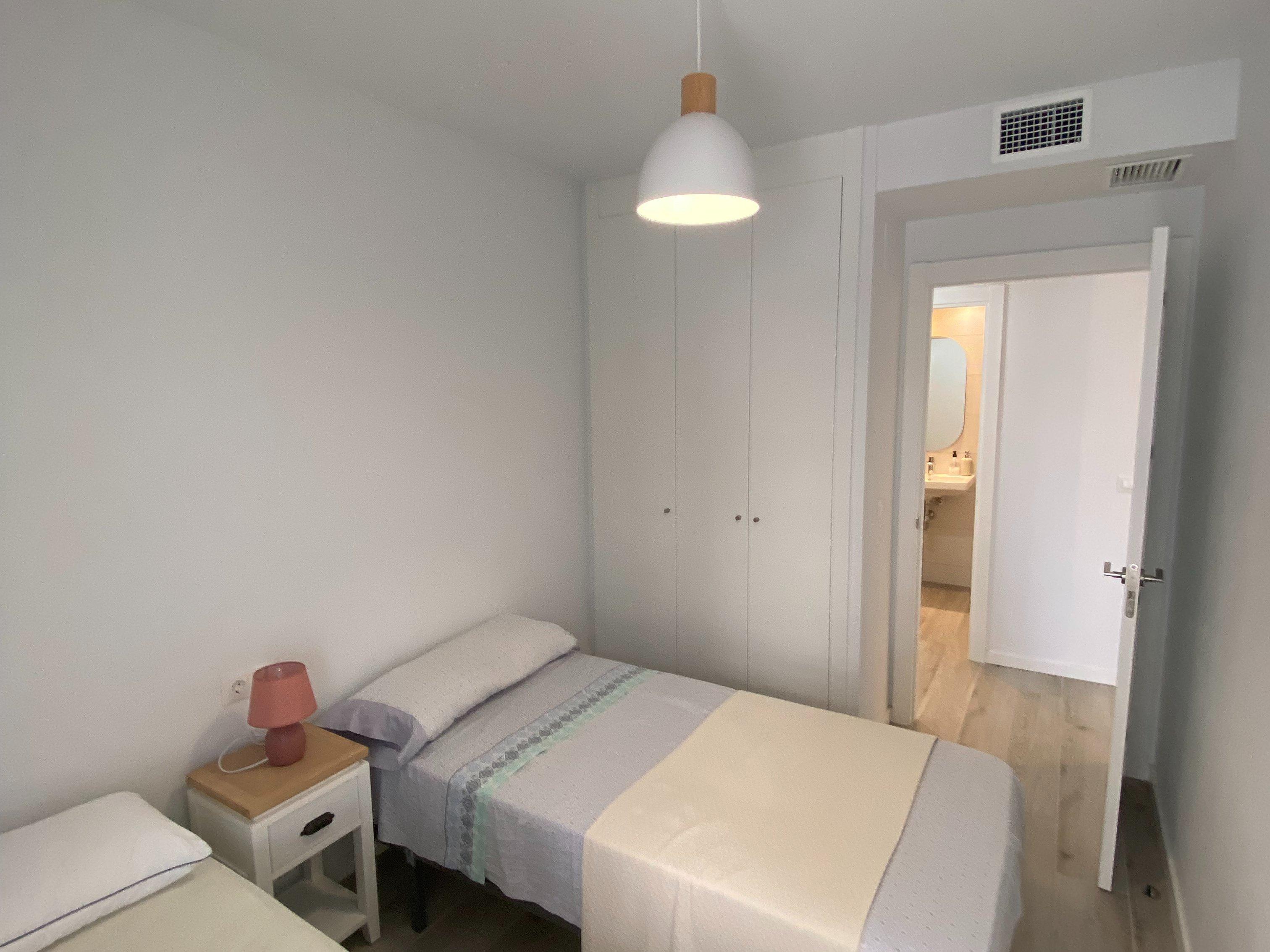 Piso en venta - C. Castor, Dénia  - 18