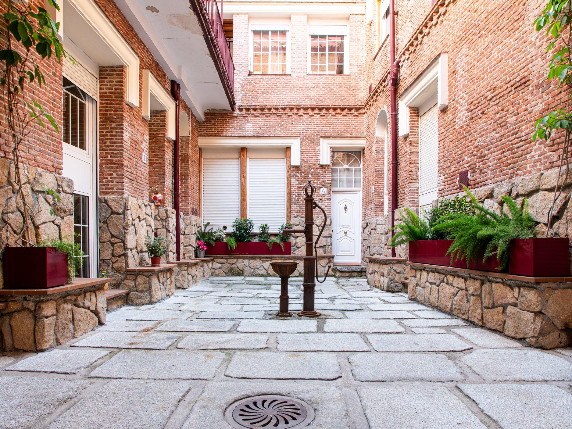 Piso en alquiler - Arapiles - 19