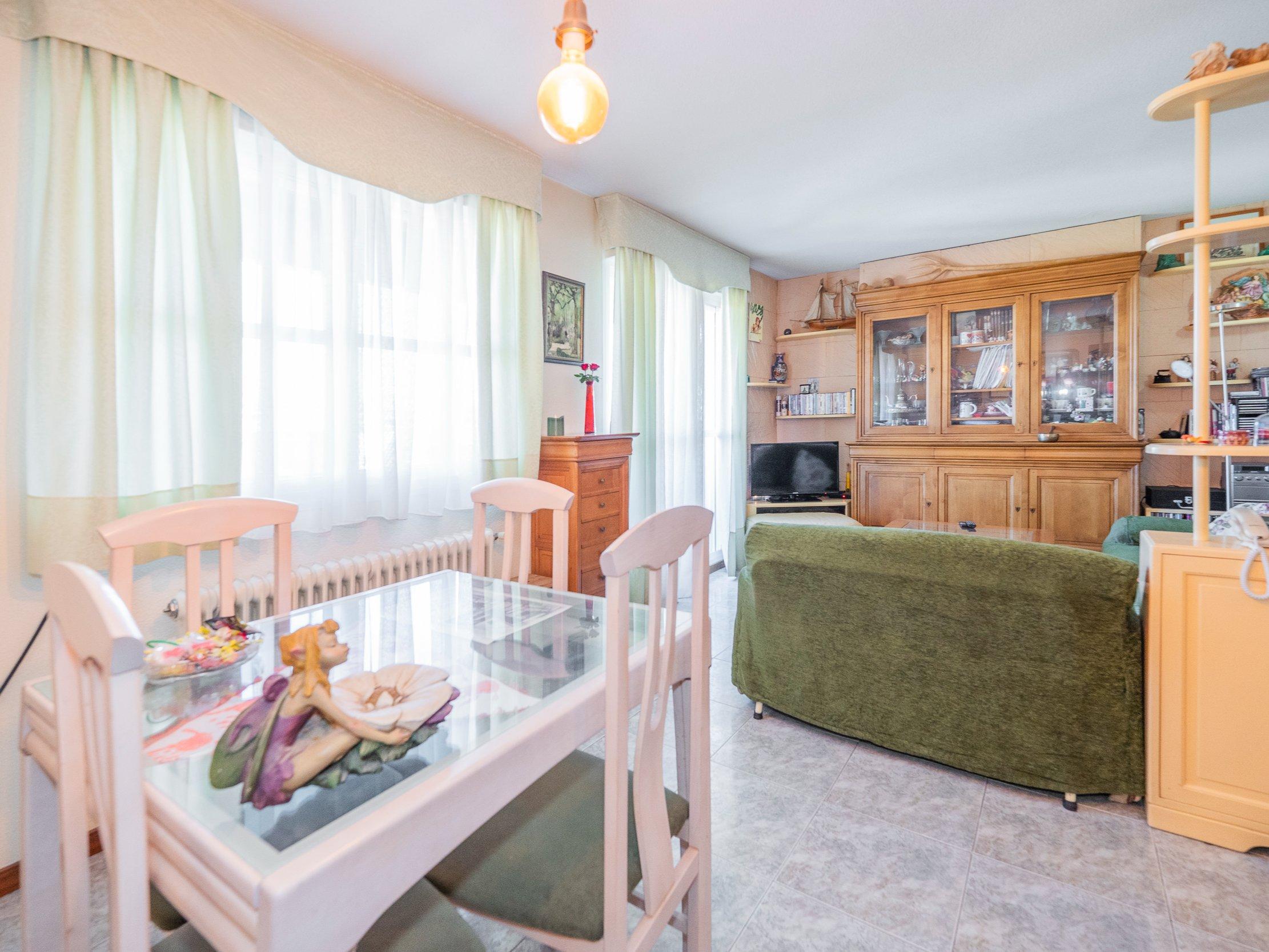 SE VENDE PISO - LAS ROSAS - 7