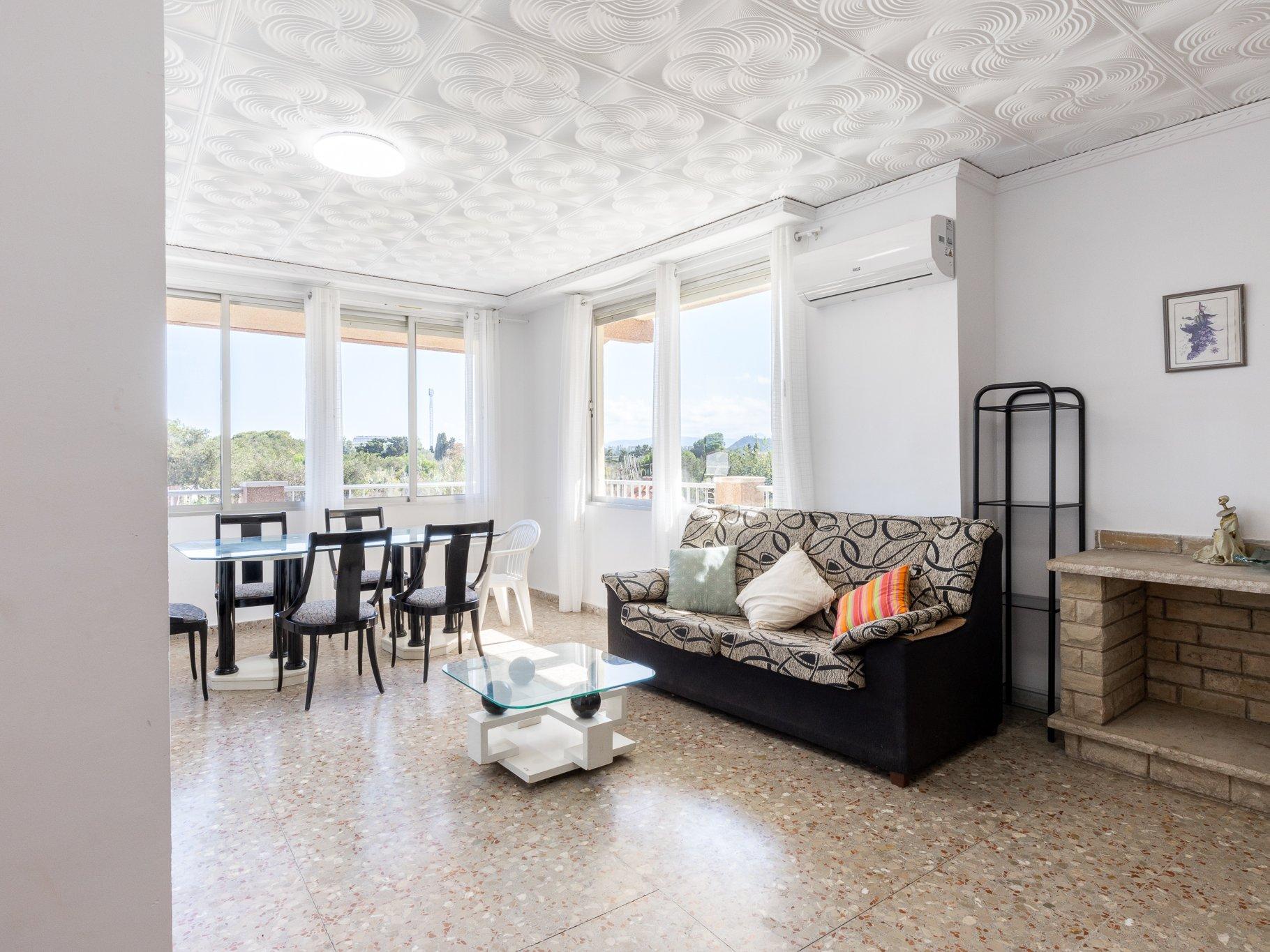 Vivienda en primera planta con piscina privada y gran parcela – Playa de Gandía (L’Ahuir)  - 4