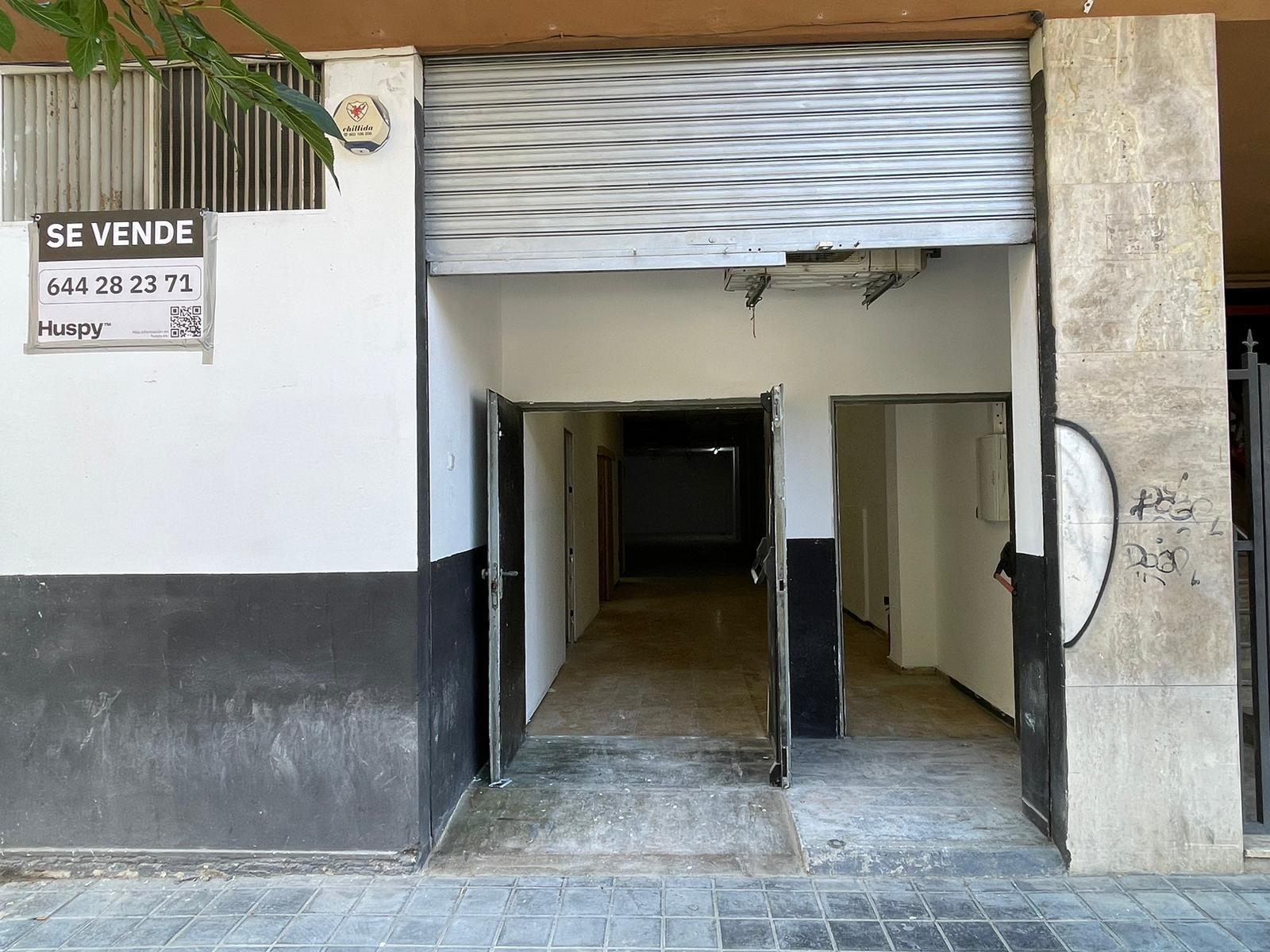 Local comercial en venta Gran Via, Valencia - 1