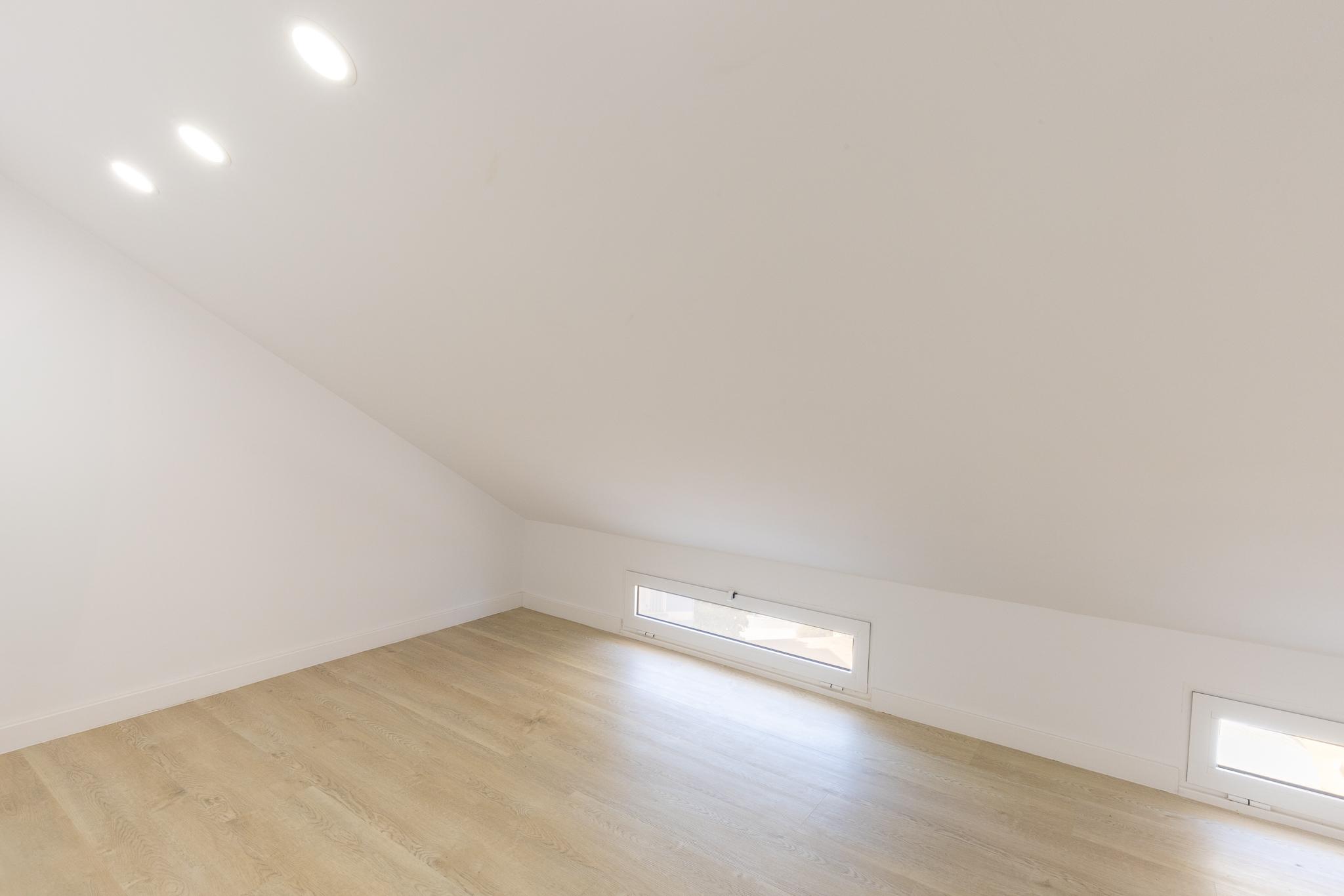 Chalet pareado en venta - Port Saplaya  - 29