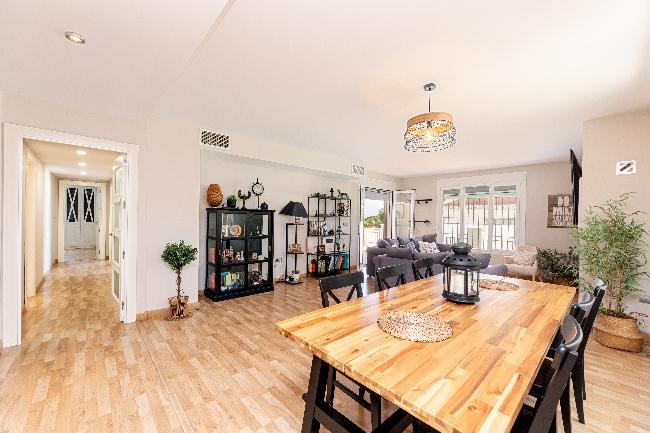 Villa en venta - Alhaurín, Málaga - 26