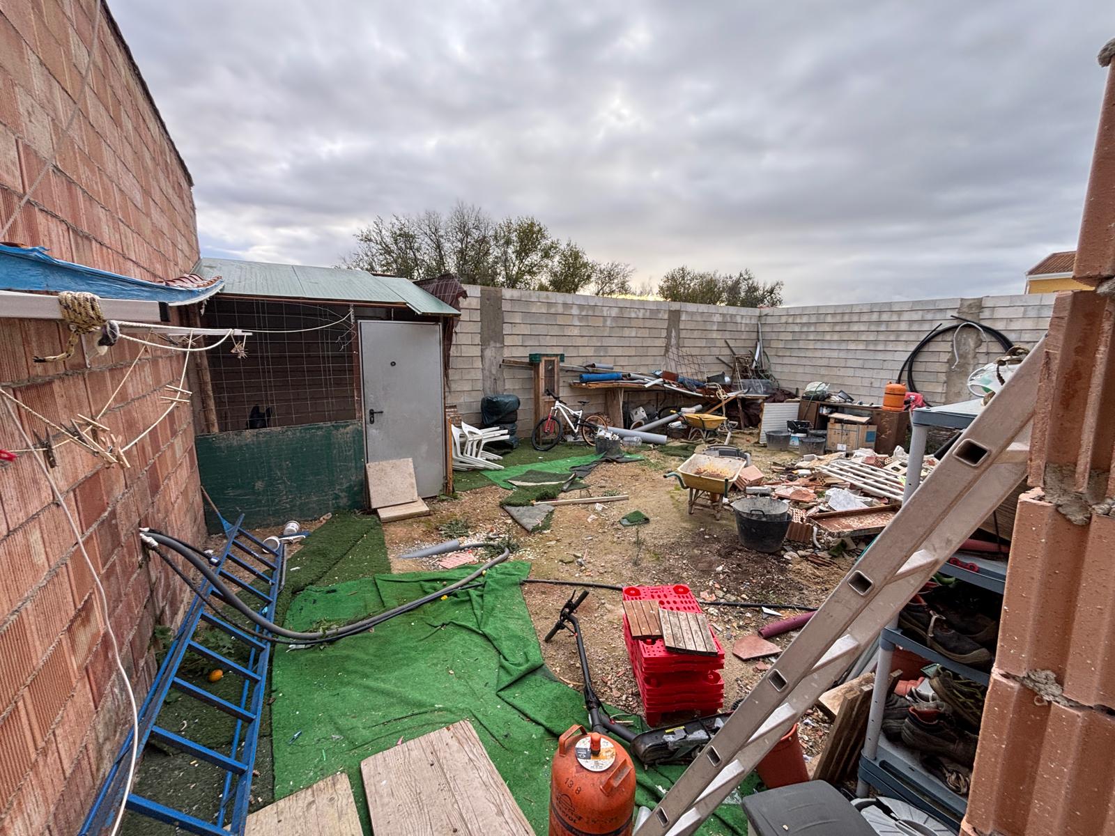 Parcela Urbana de 330m² con Casa en venta en Fuente de Piedra, Málaga - 11