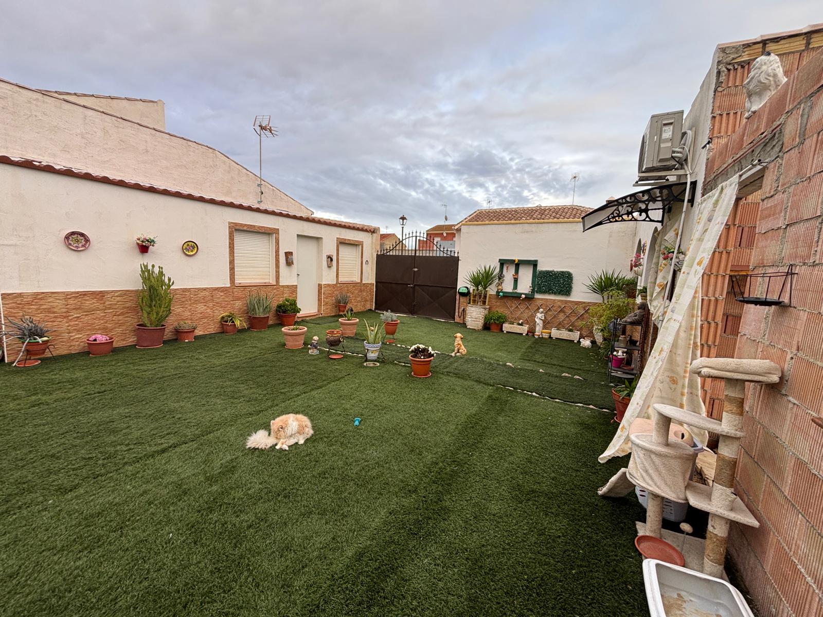 Parcela Urbana de 330m² con Casa en venta en Fuente de Piedra, Málaga - 3