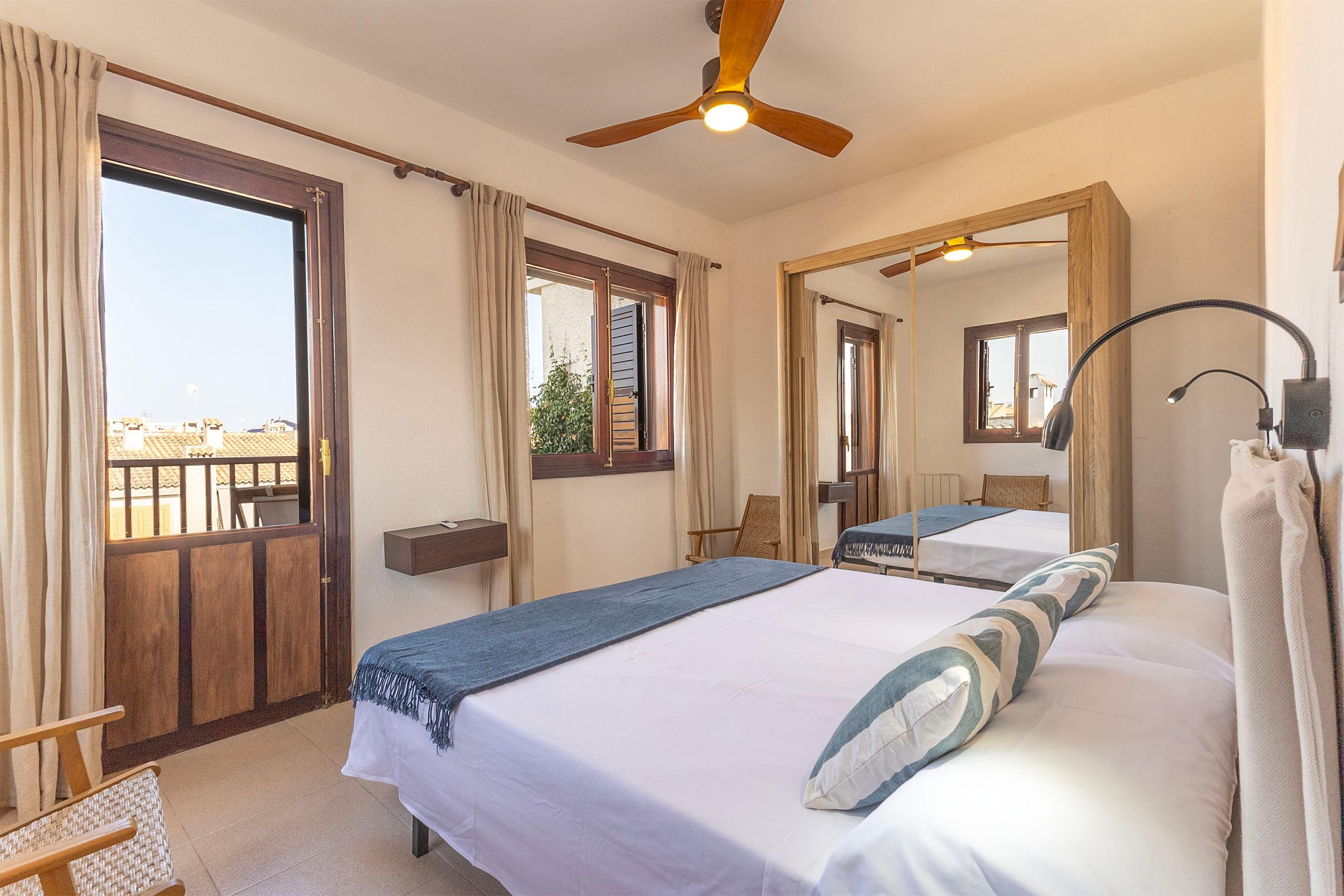 Adosado en Venta en Carrer del Cadafal - 19