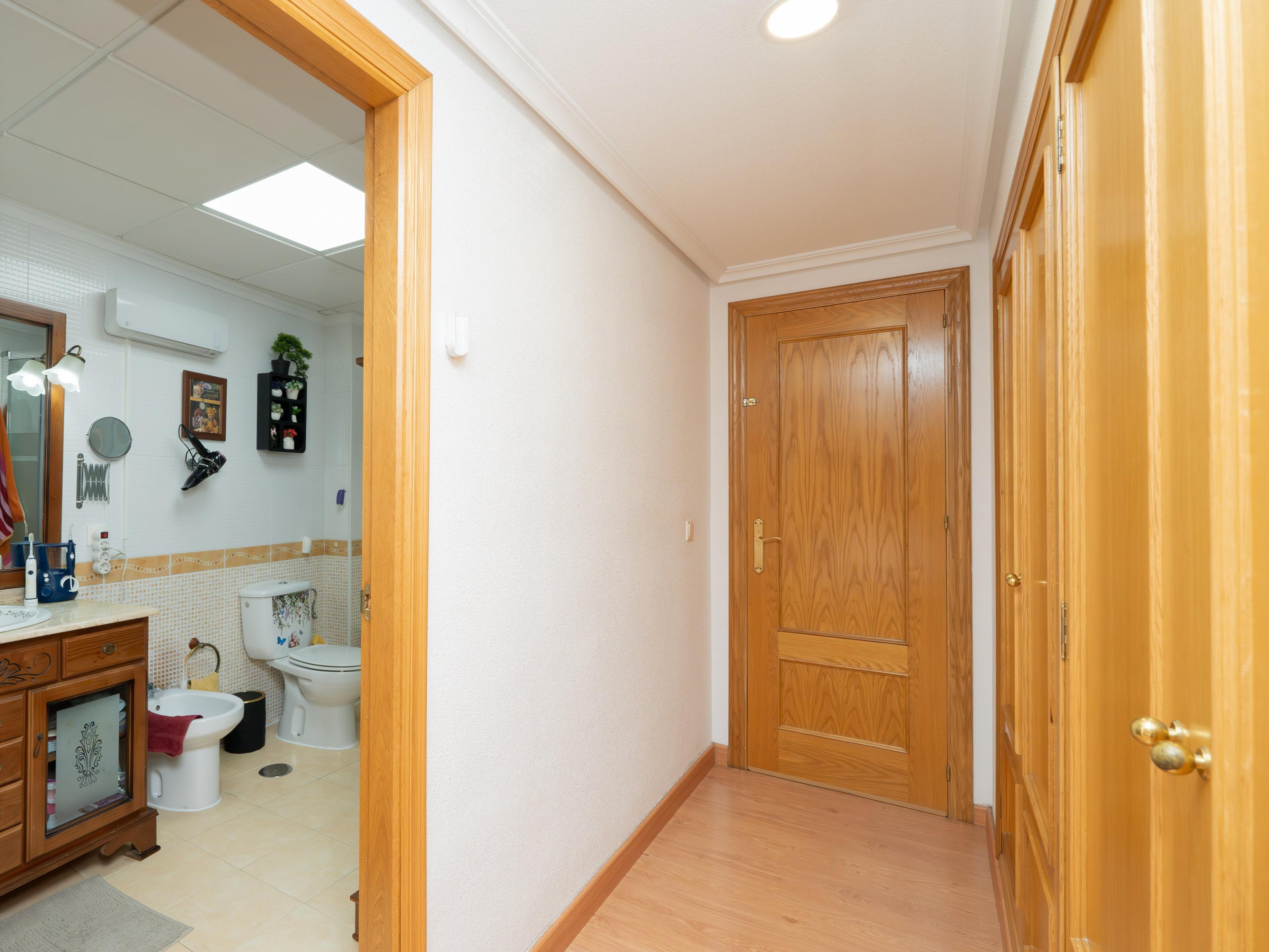 EXCLUSIVO BUNGALOW PAREADO EN EL CORAZÓN DE SAN VICENTE DEL RASPEIG - 24