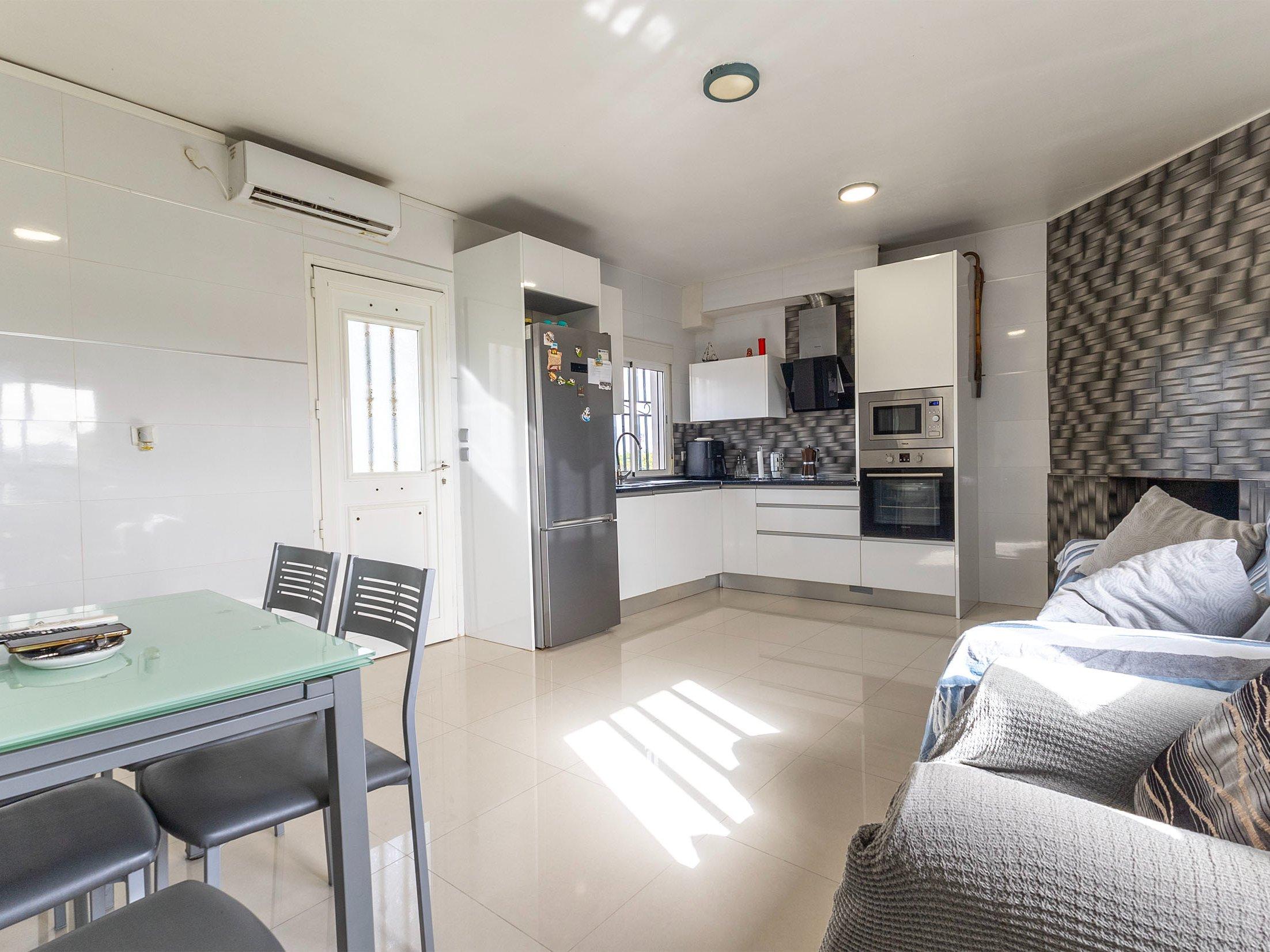  Casa adosada en venta - Almoradí  - 3