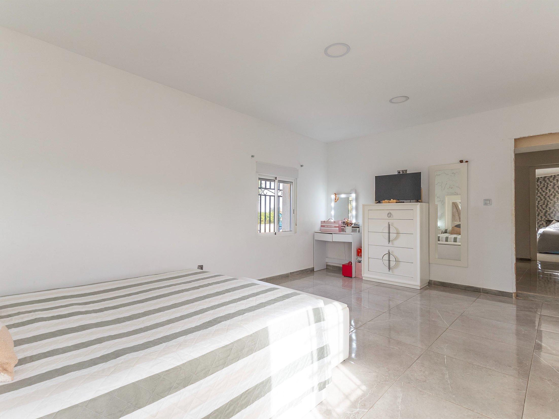  Casa adosada en venta - Almoradí  - 12