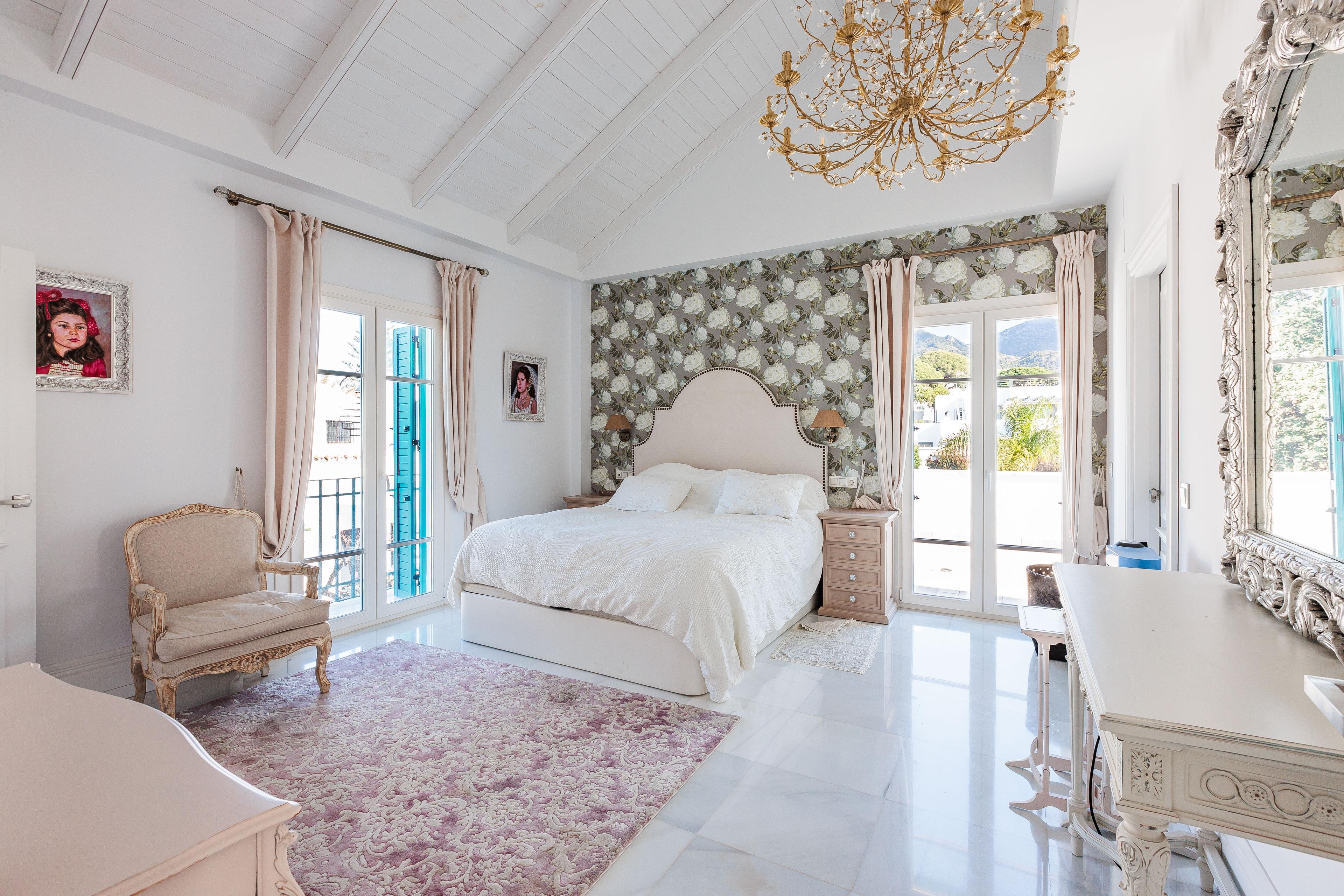 Chalet independiente en venta en C. Picasso, Marbella - 34