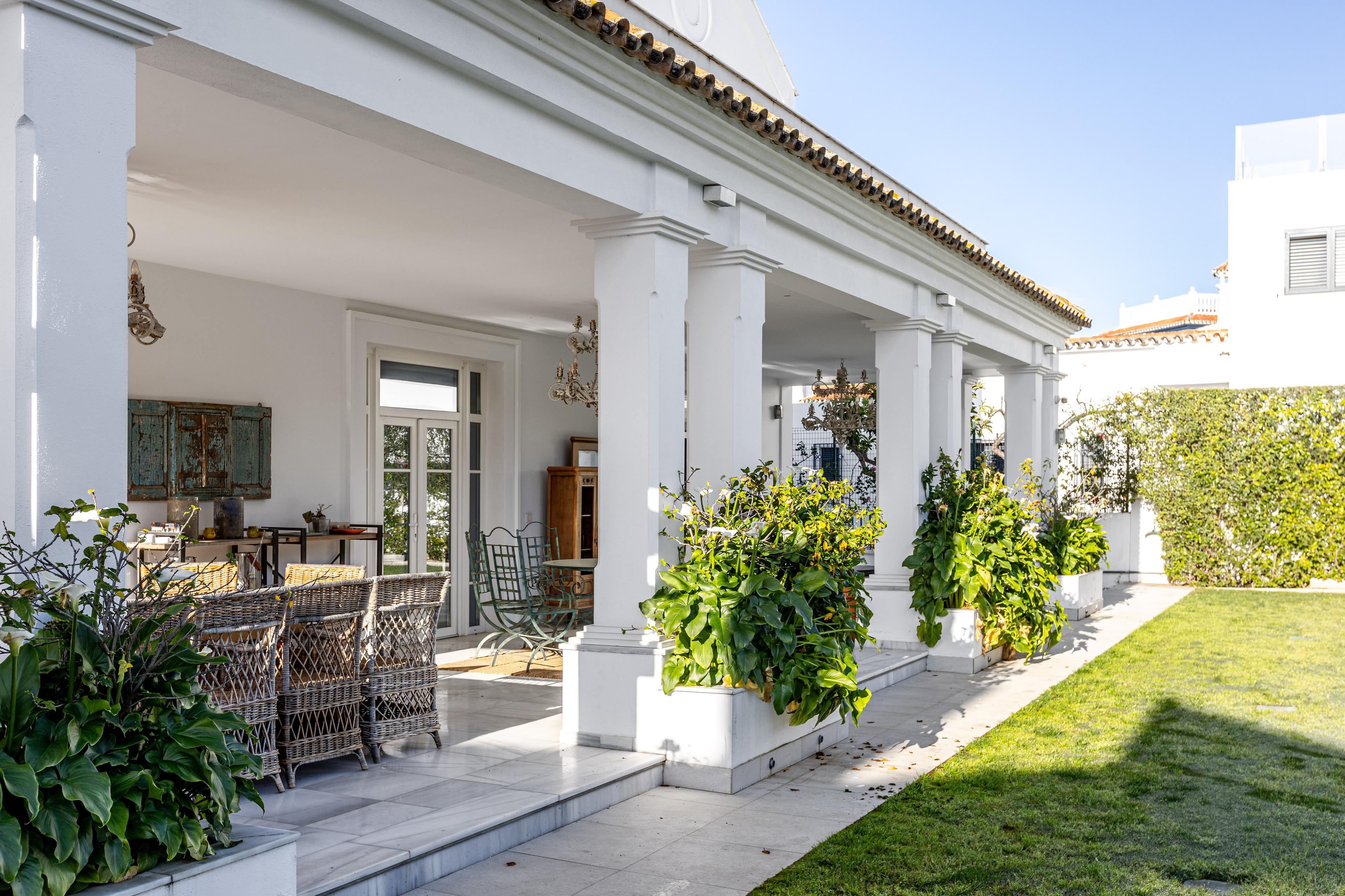 Chalet independiente en venta en C. Picasso, Marbella - 50
