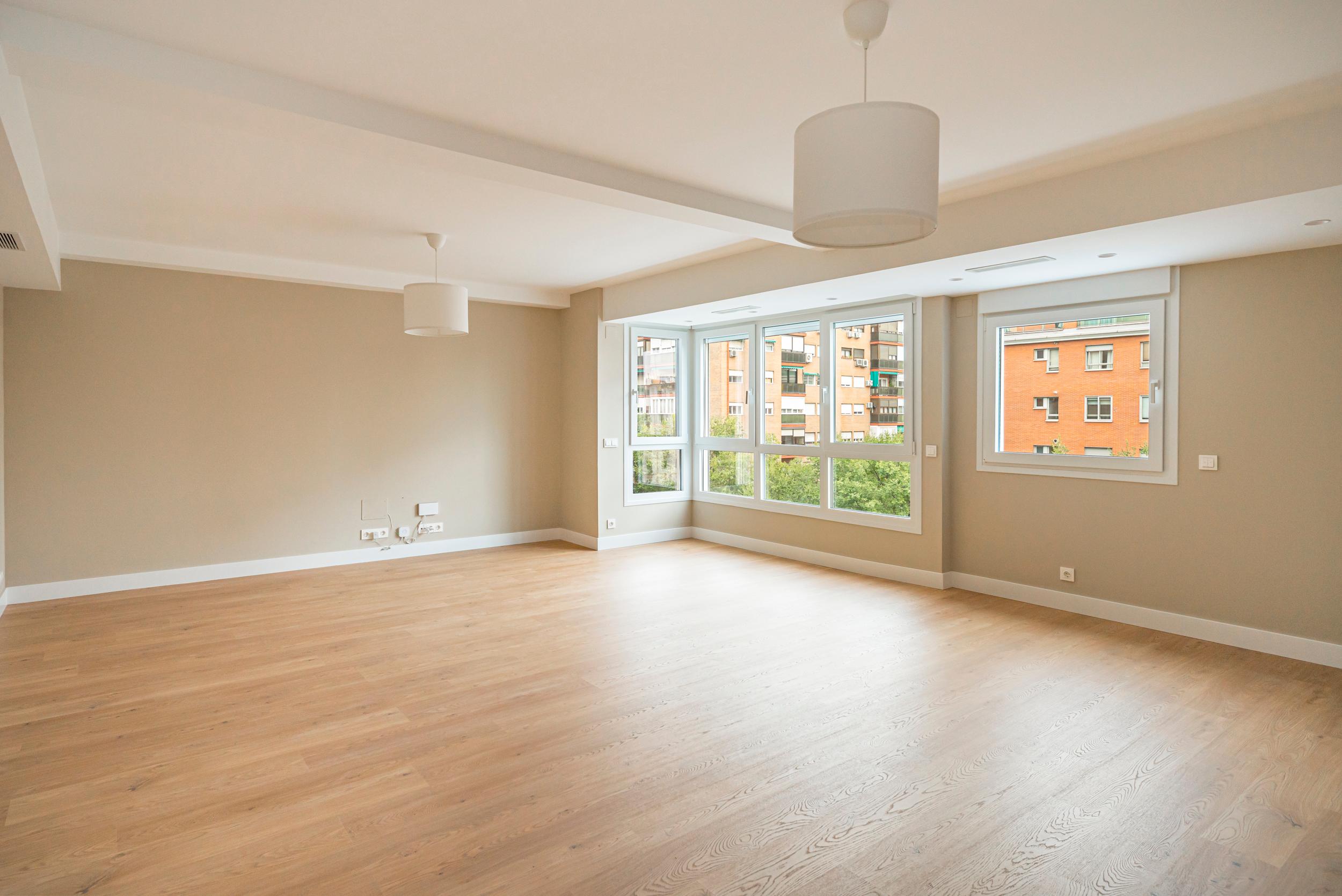 Moderno y exclusivo piso en alquiler en C. del Dr. Esquerdo cerca al Retiro - 13