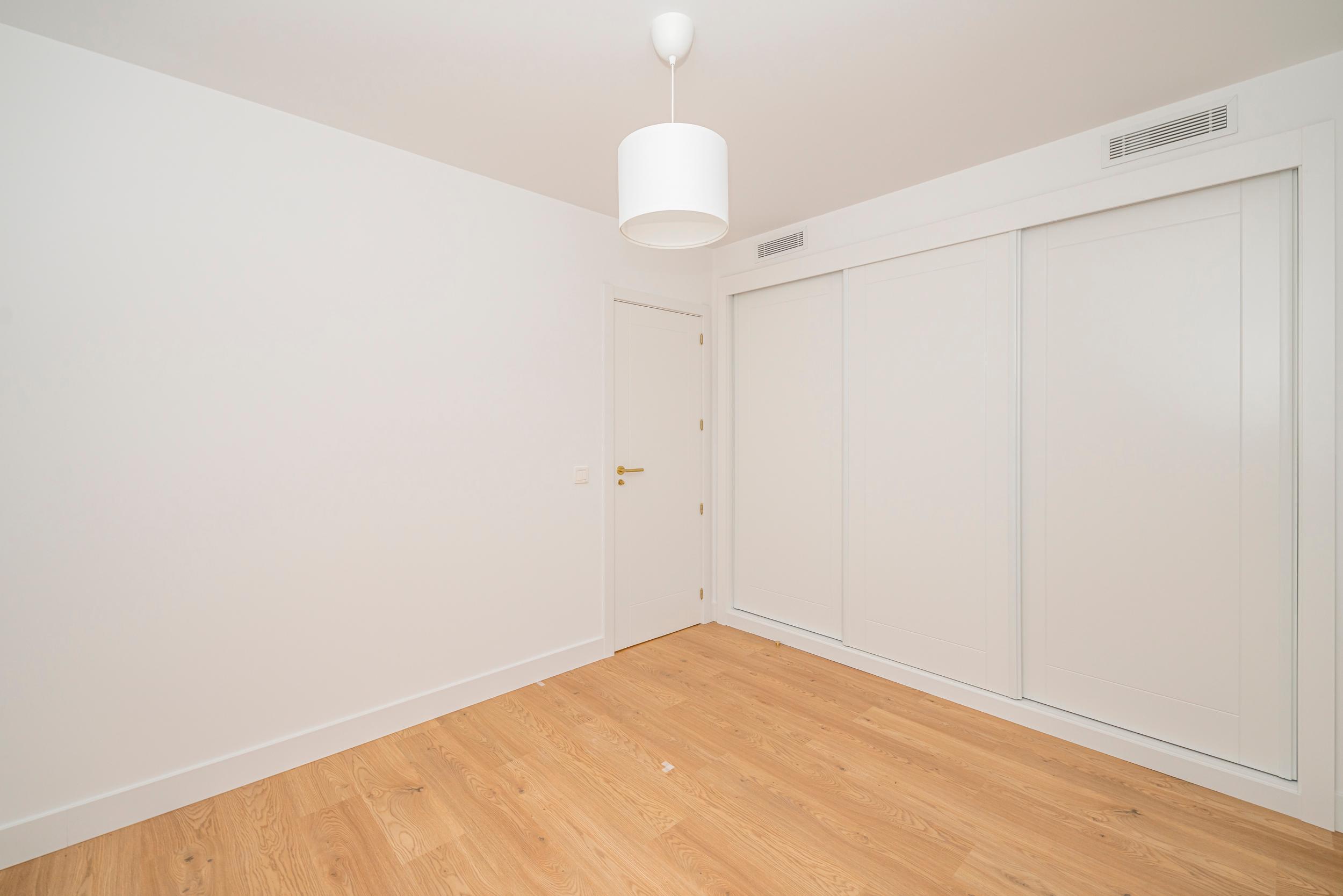 Moderno y exclusivo piso en alquiler en C. del Dr. Esquerdo cerca al Retiro - 31