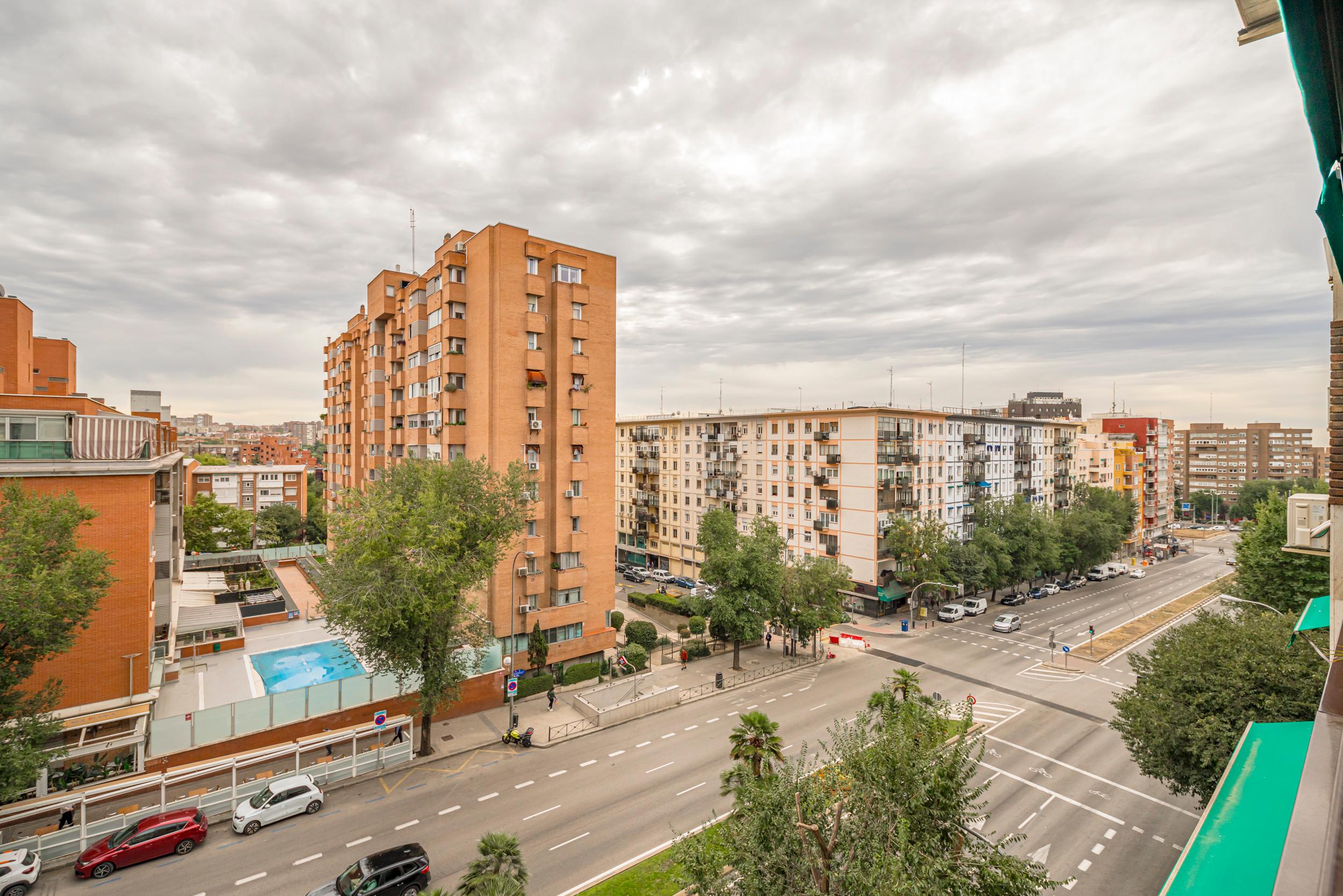 Moderno y exclusivo piso en alquiler en C. del Dr. Esquerdo cerca al Retiro - 45