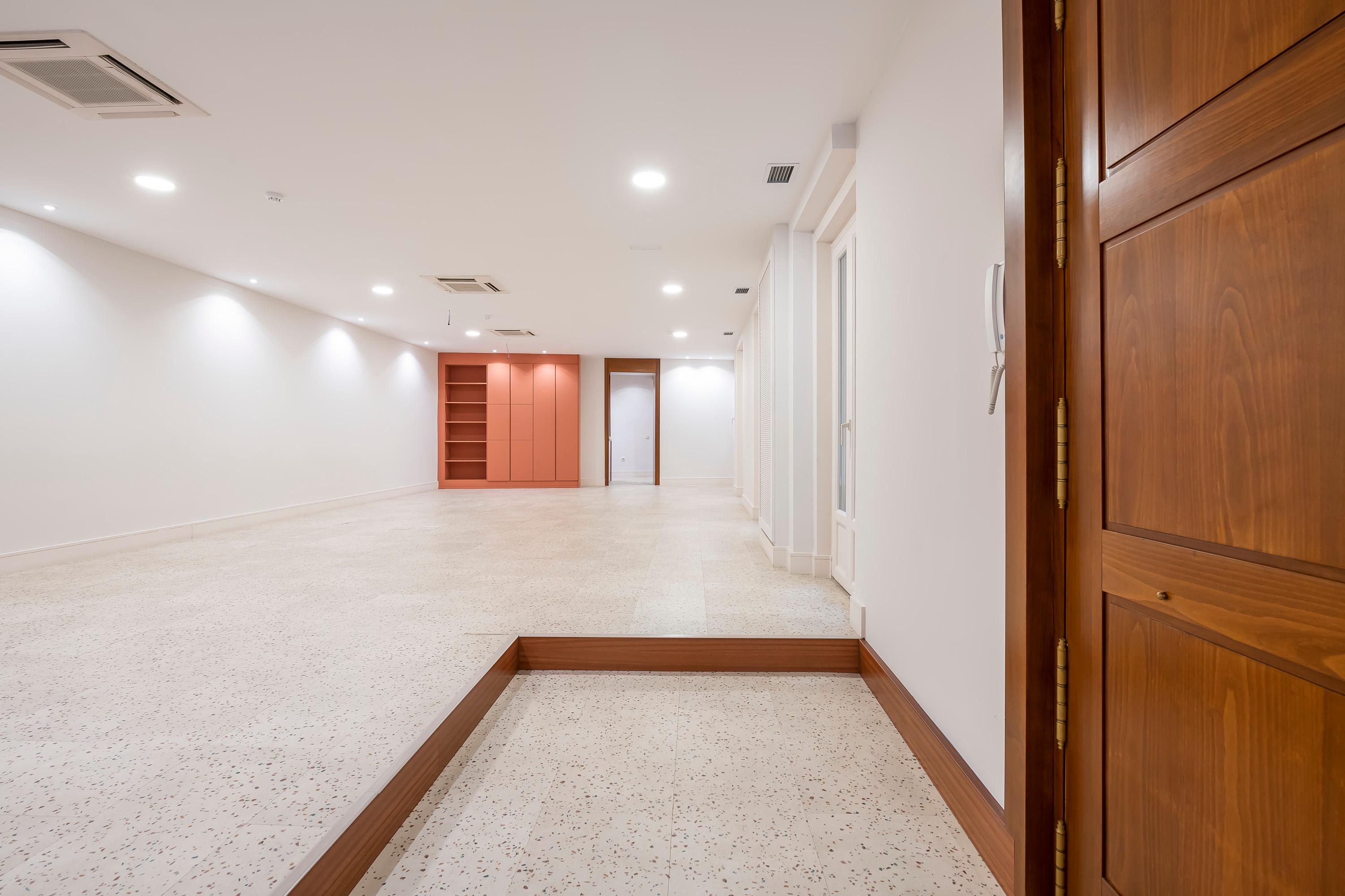 Magnífica oficina en C. de Almagro - 9