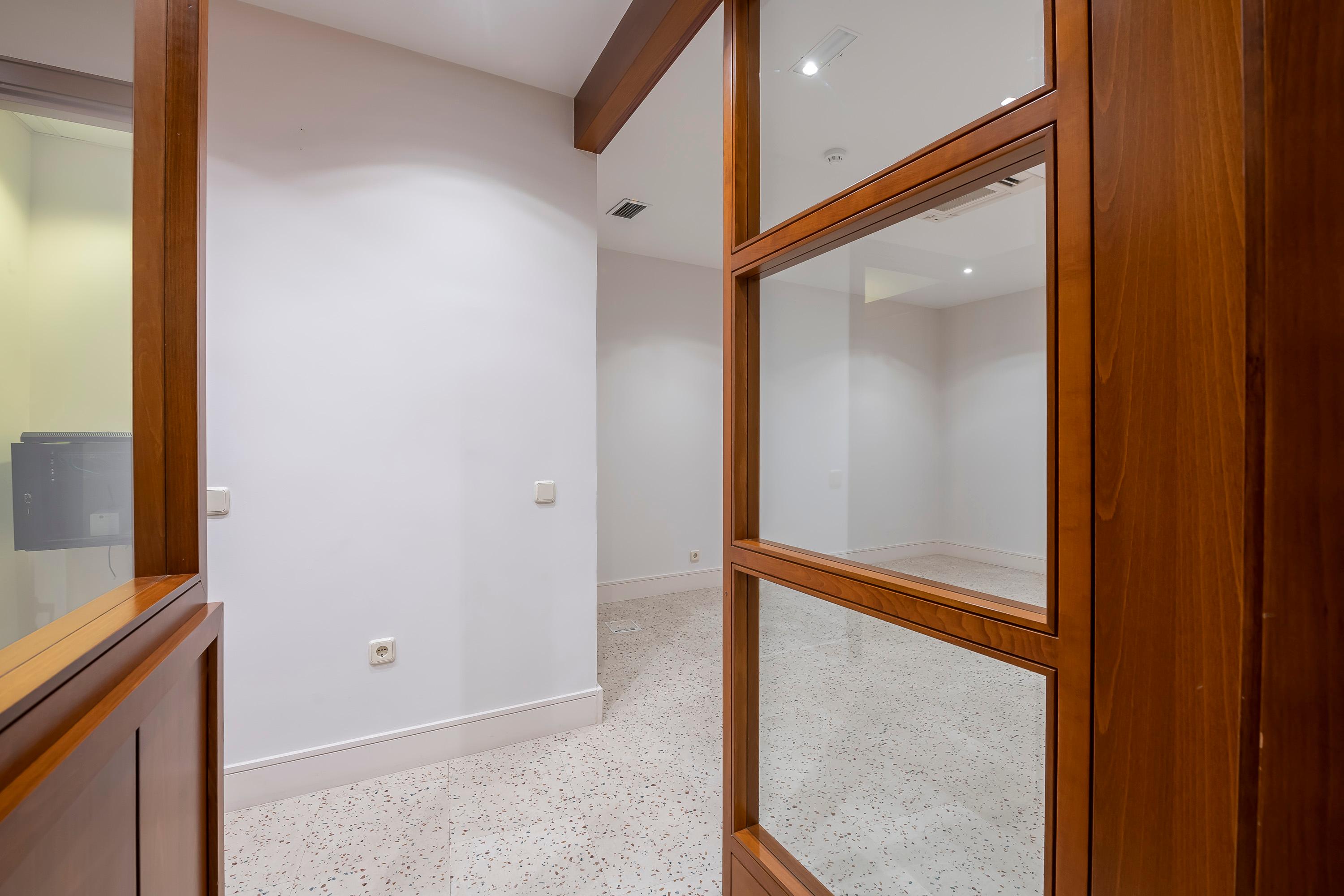 Magnífica oficina en C. de Almagro - 16