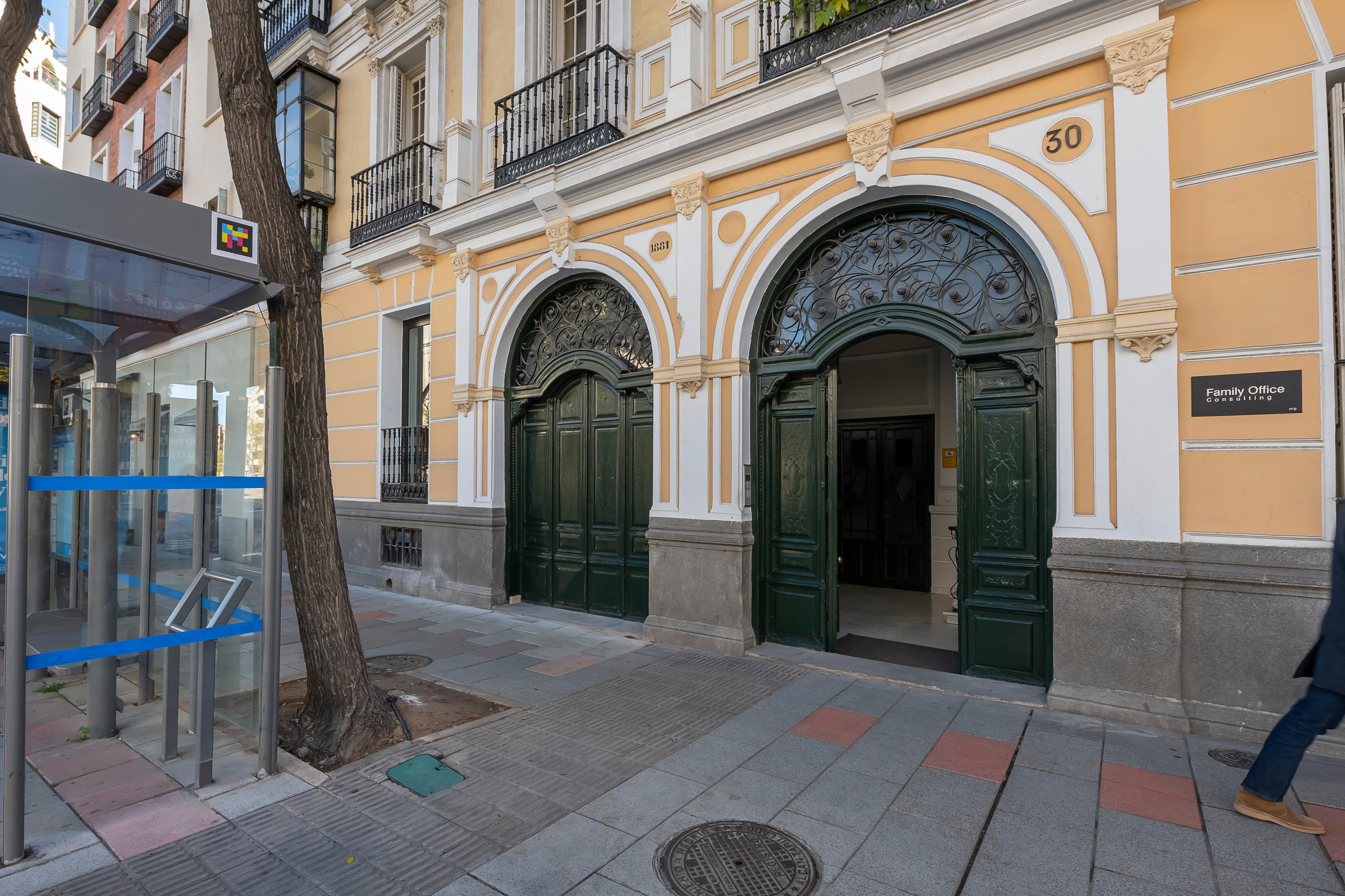 Magnífica oficina en C. de Almagro - 36