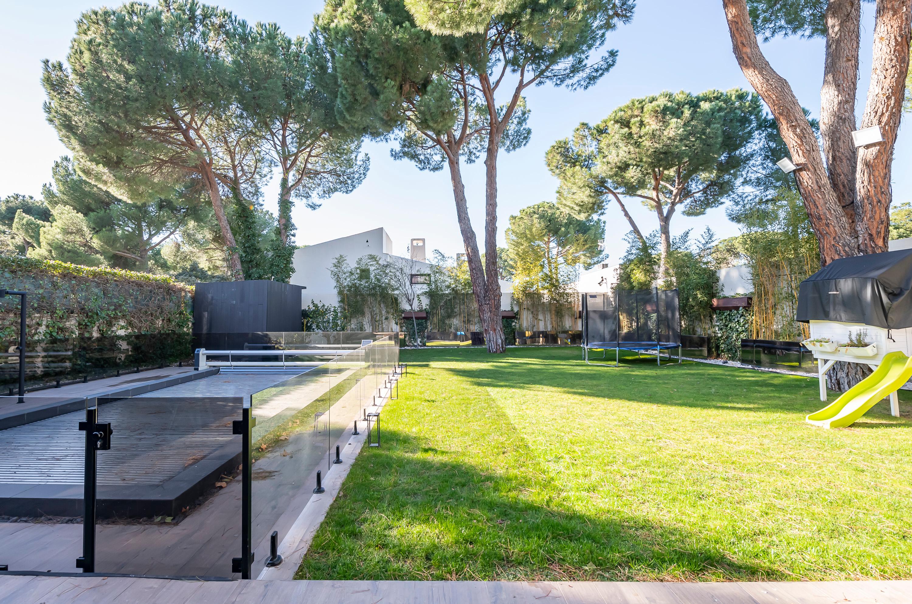 Chalet en venta independiente en calle Badajoz, Pozuelo - 58