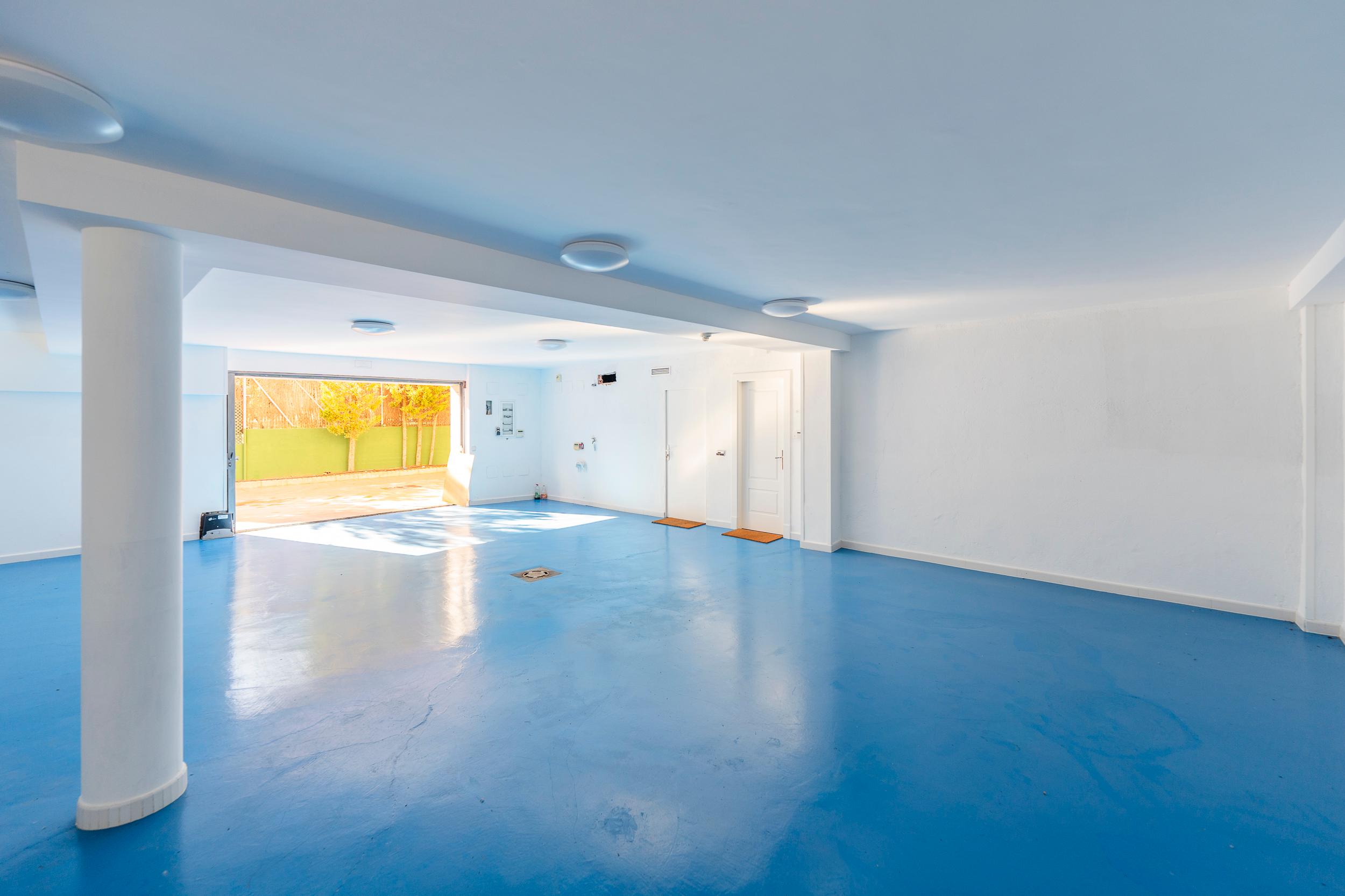 chalet a estrenar con piscina interior y exterior - 81