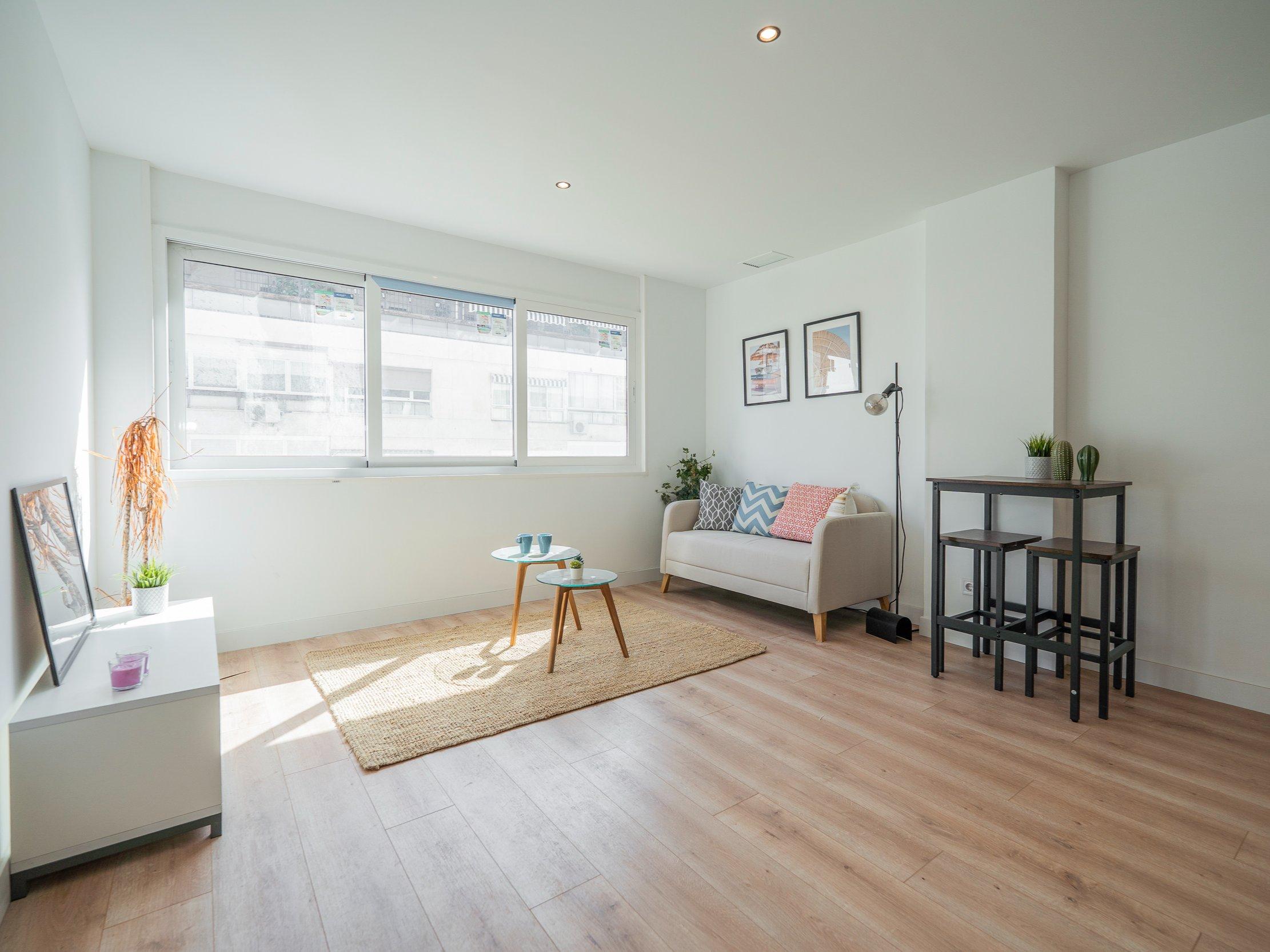 Piso a Estenar - Calle de Castelló - 5