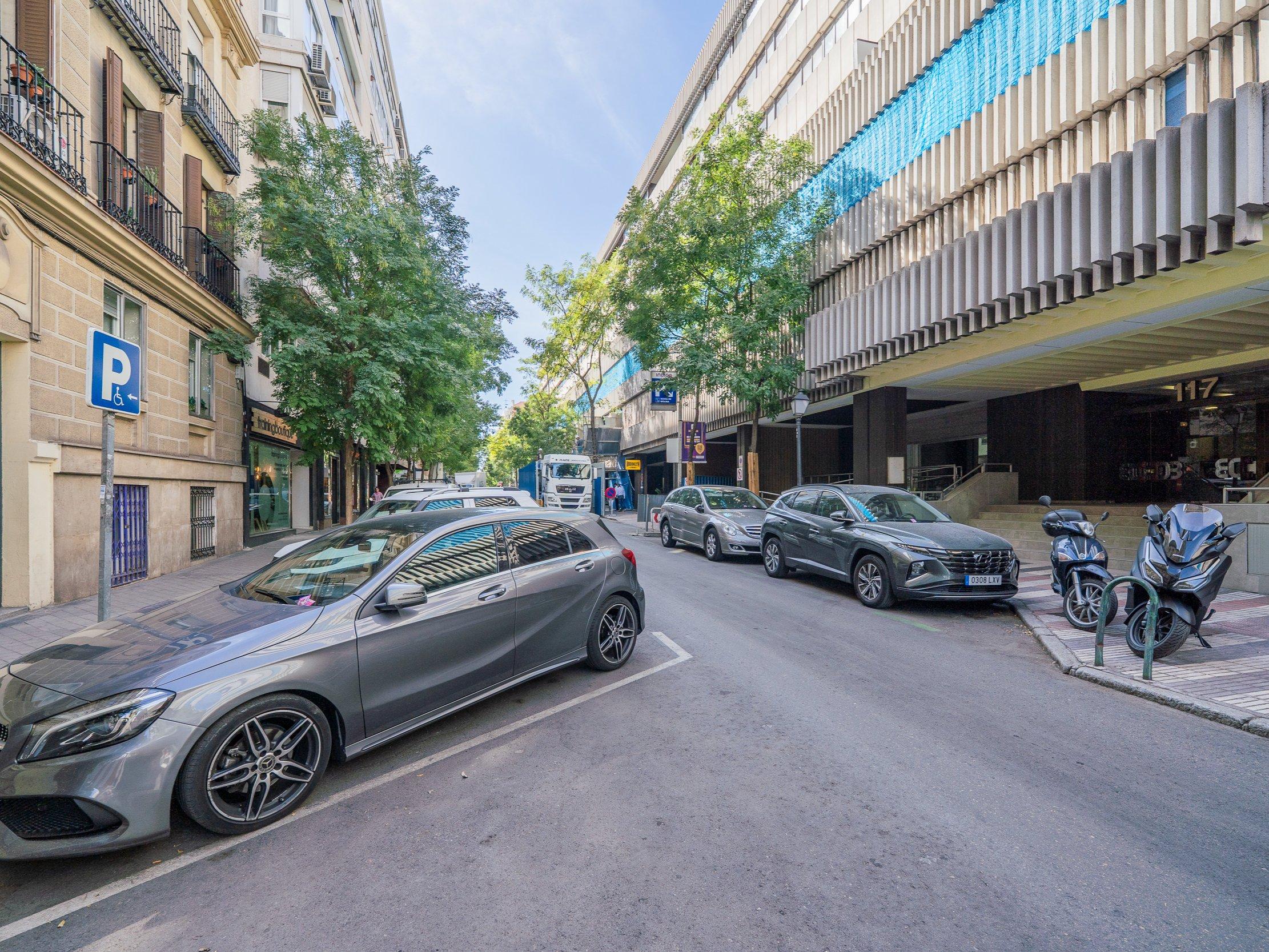 Piso a Estenar - Calle de Castelló - 30