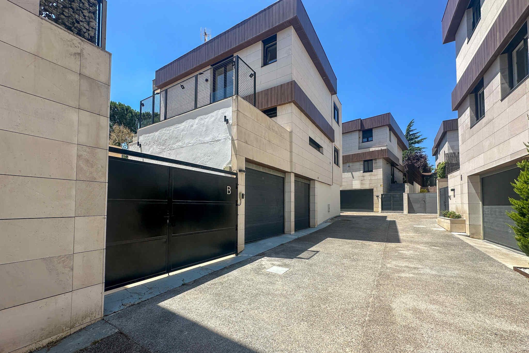 Chalet independiente en alquiler  - Soto de La Moraleja - 79